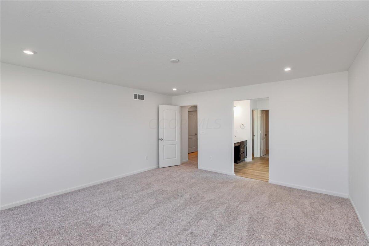 2140 Breezeway Place Property Photo 22