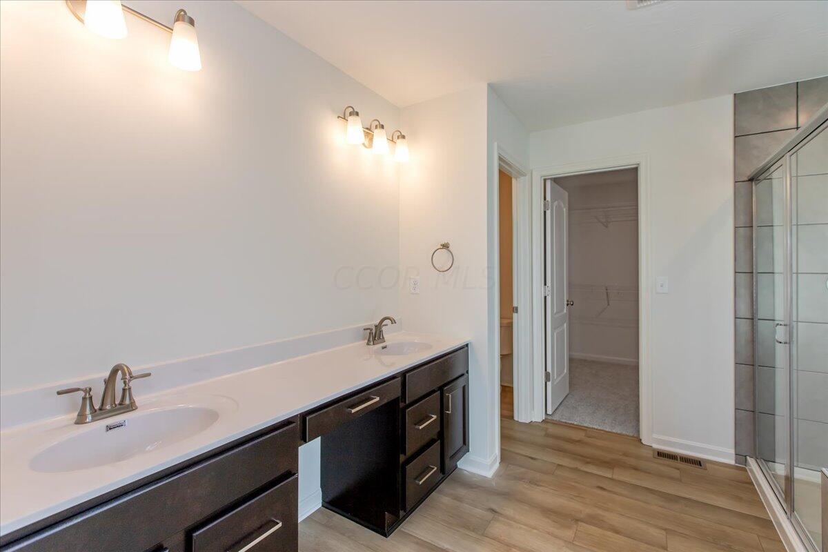 2140 Breezeway Place Property Photo 23