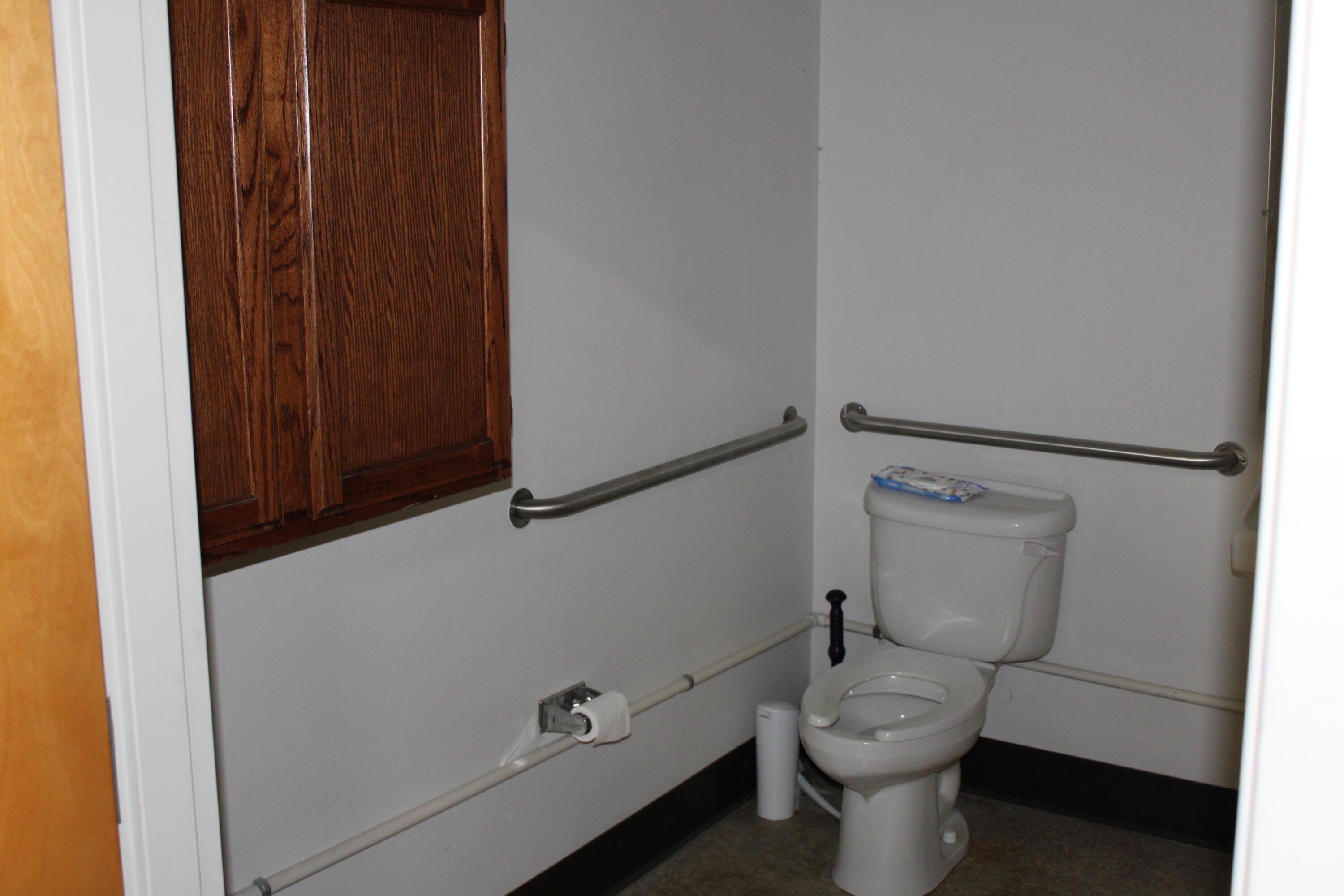 7801 Corporate Boulevard Property Photo 35