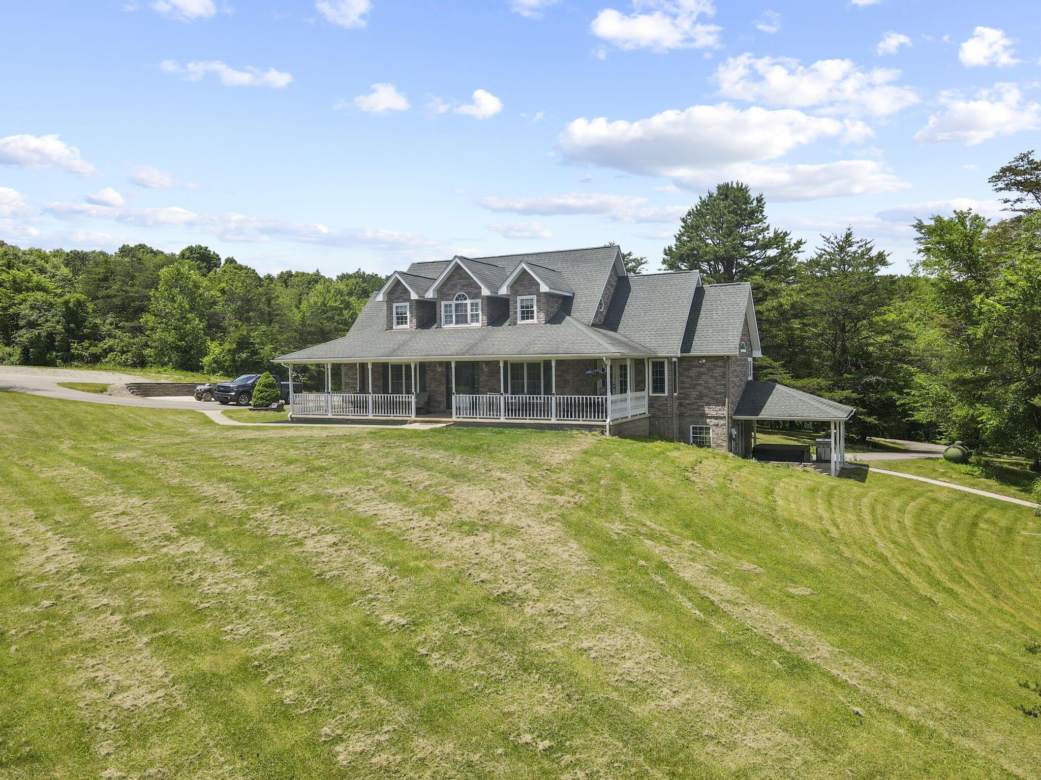 31440 Deerfield Drive Property Photo 3