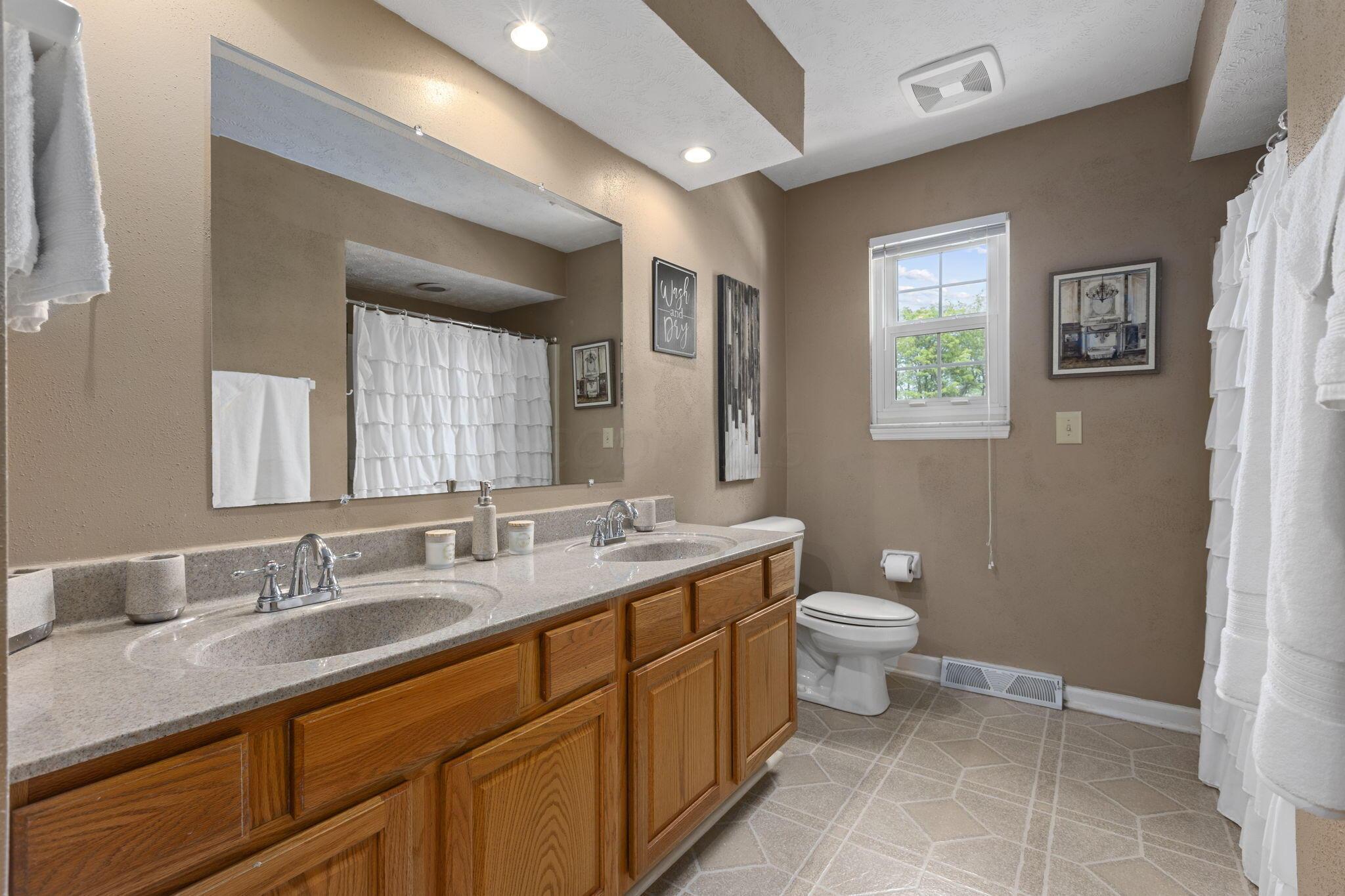 4190 Johnstown-alexandria Road Property Photo 31