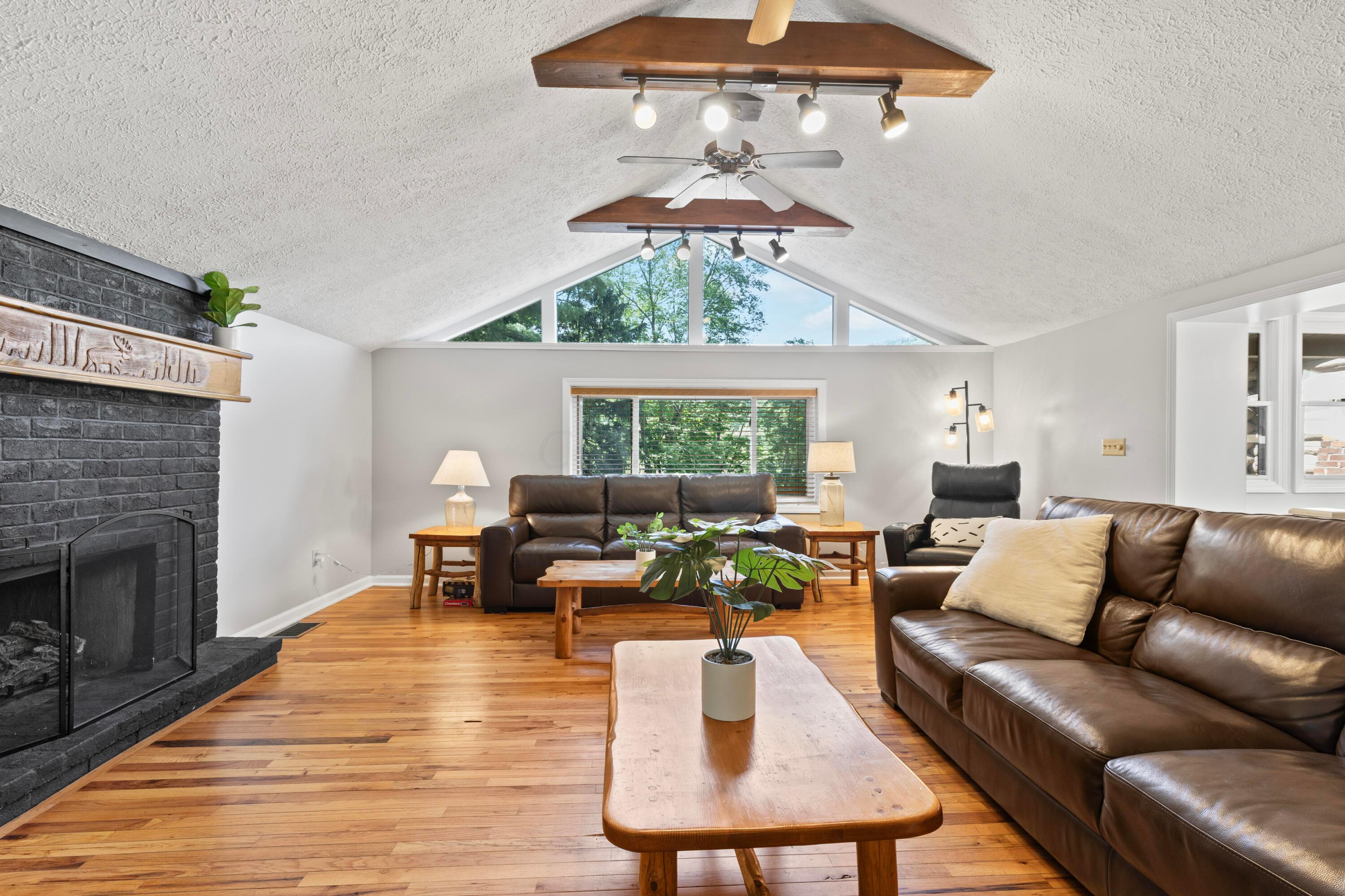 23350 Oh-180 Property Photo 7