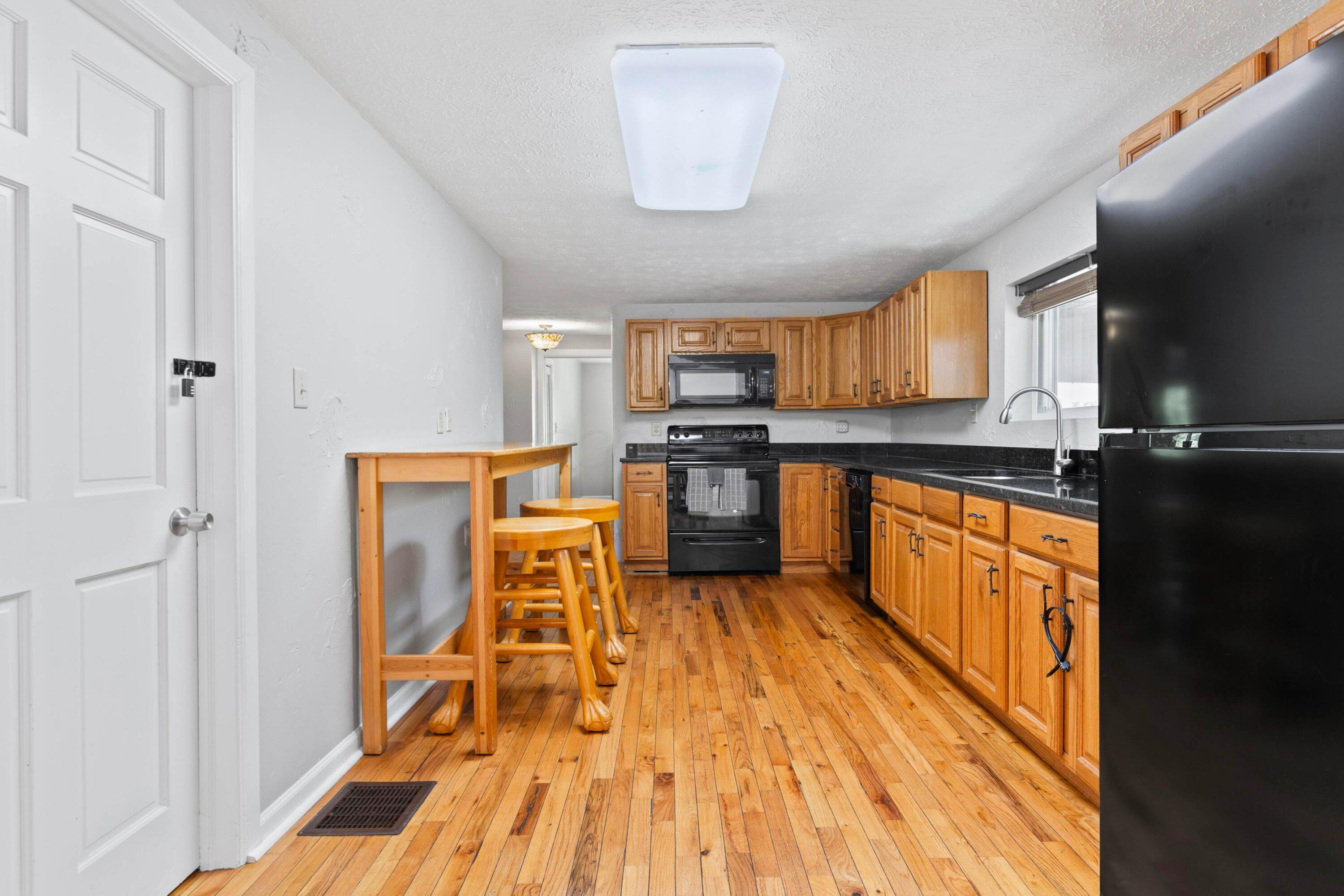 23350 Oh-180 Property Photo 11