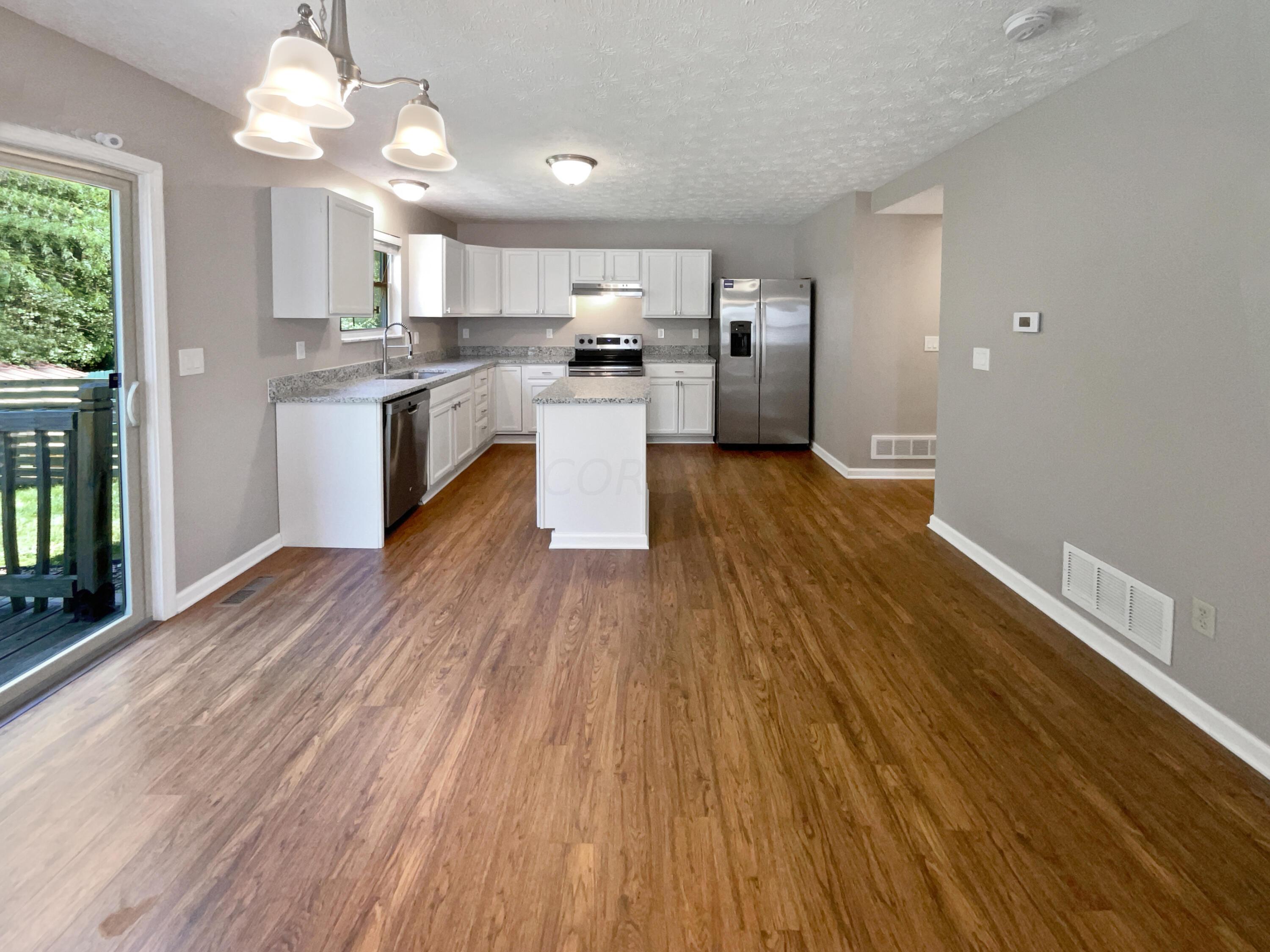 1590 Covina Drive Property Photo 10