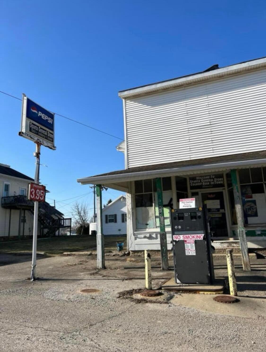 7 E Main Street Property Photo 4