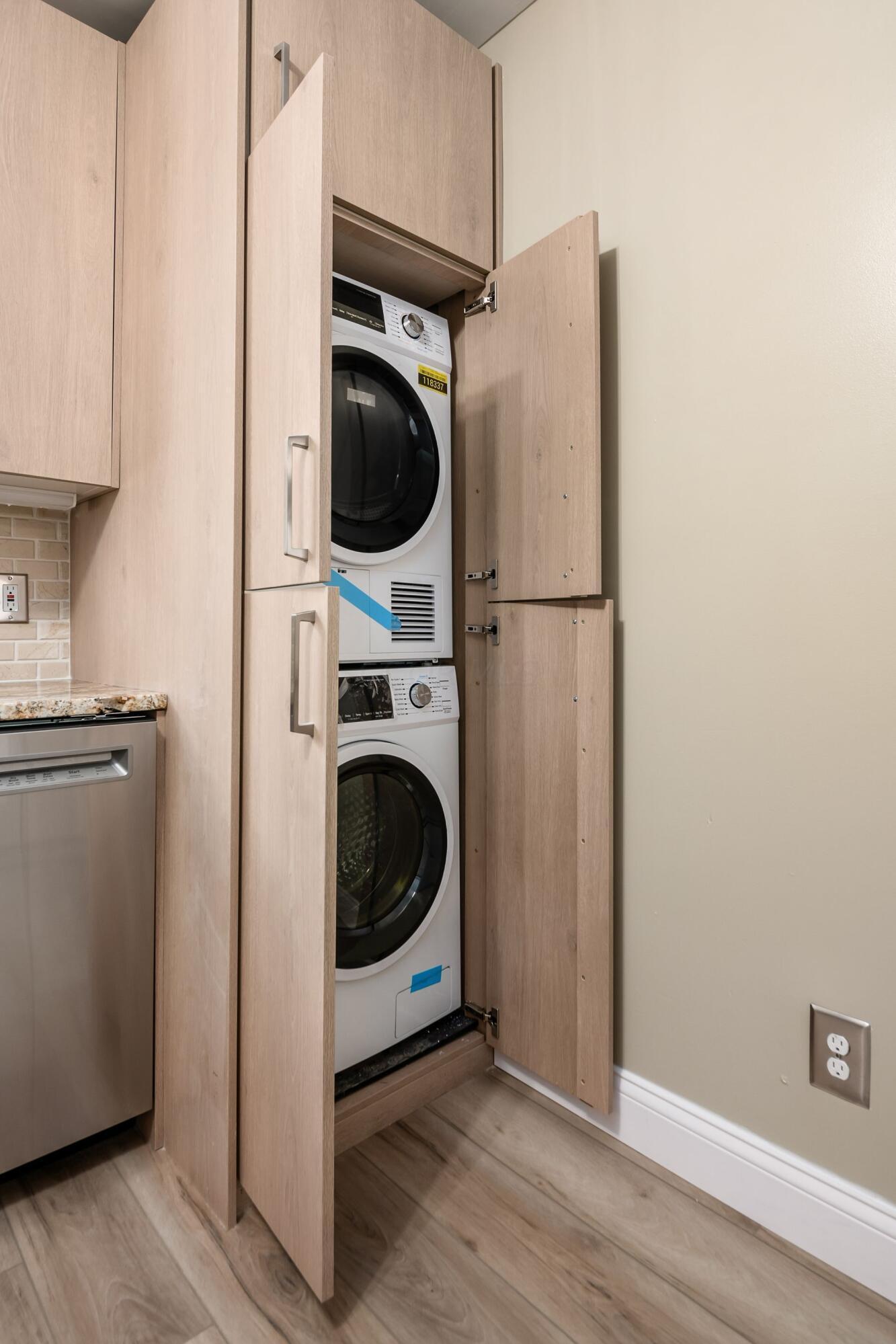 199 W 5th Avenue, C Property Photo 9