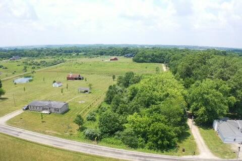 26093 Shoemaker Road Property Photo 5