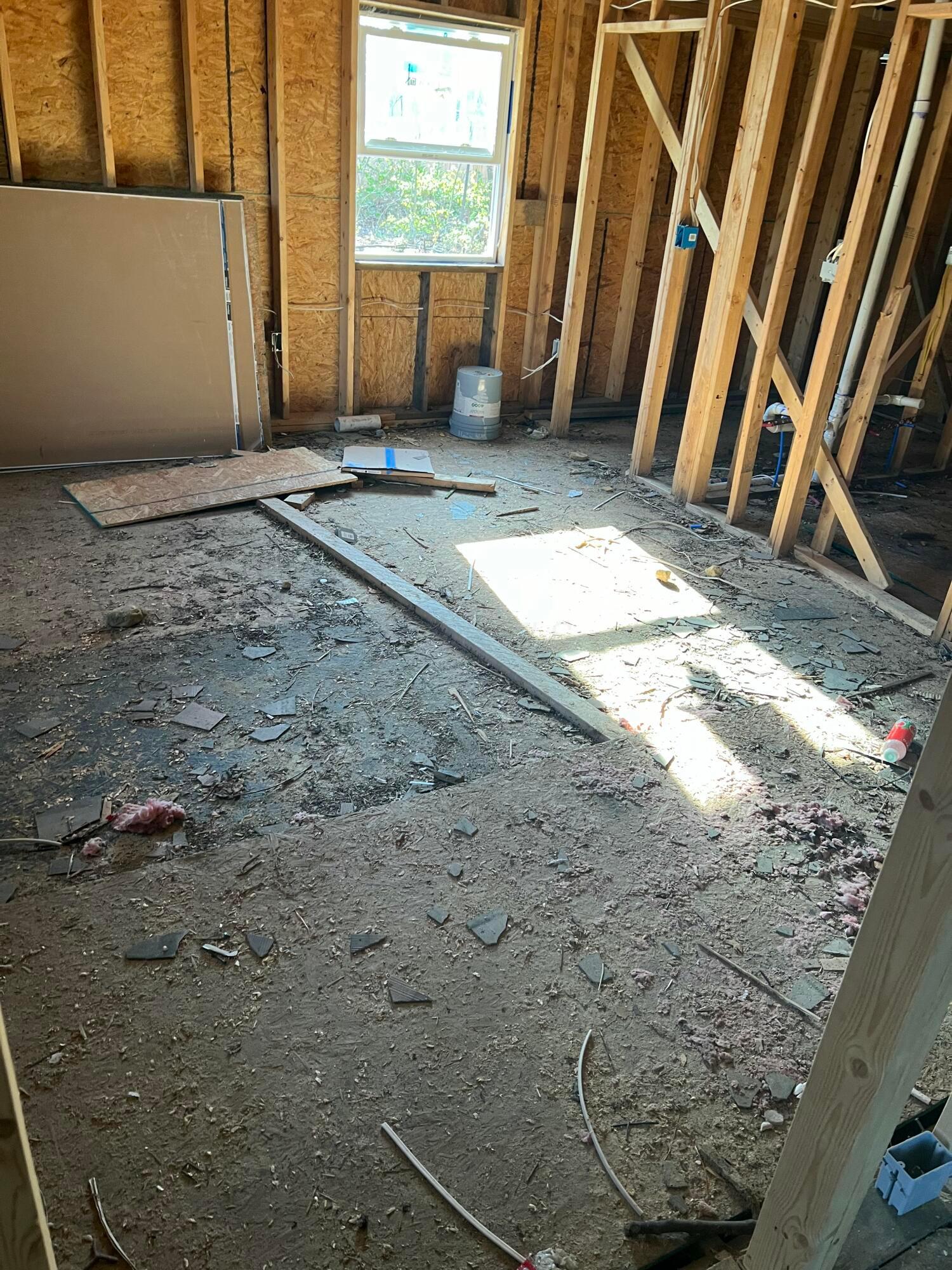 1341 E Fulton Street Property Photo 7