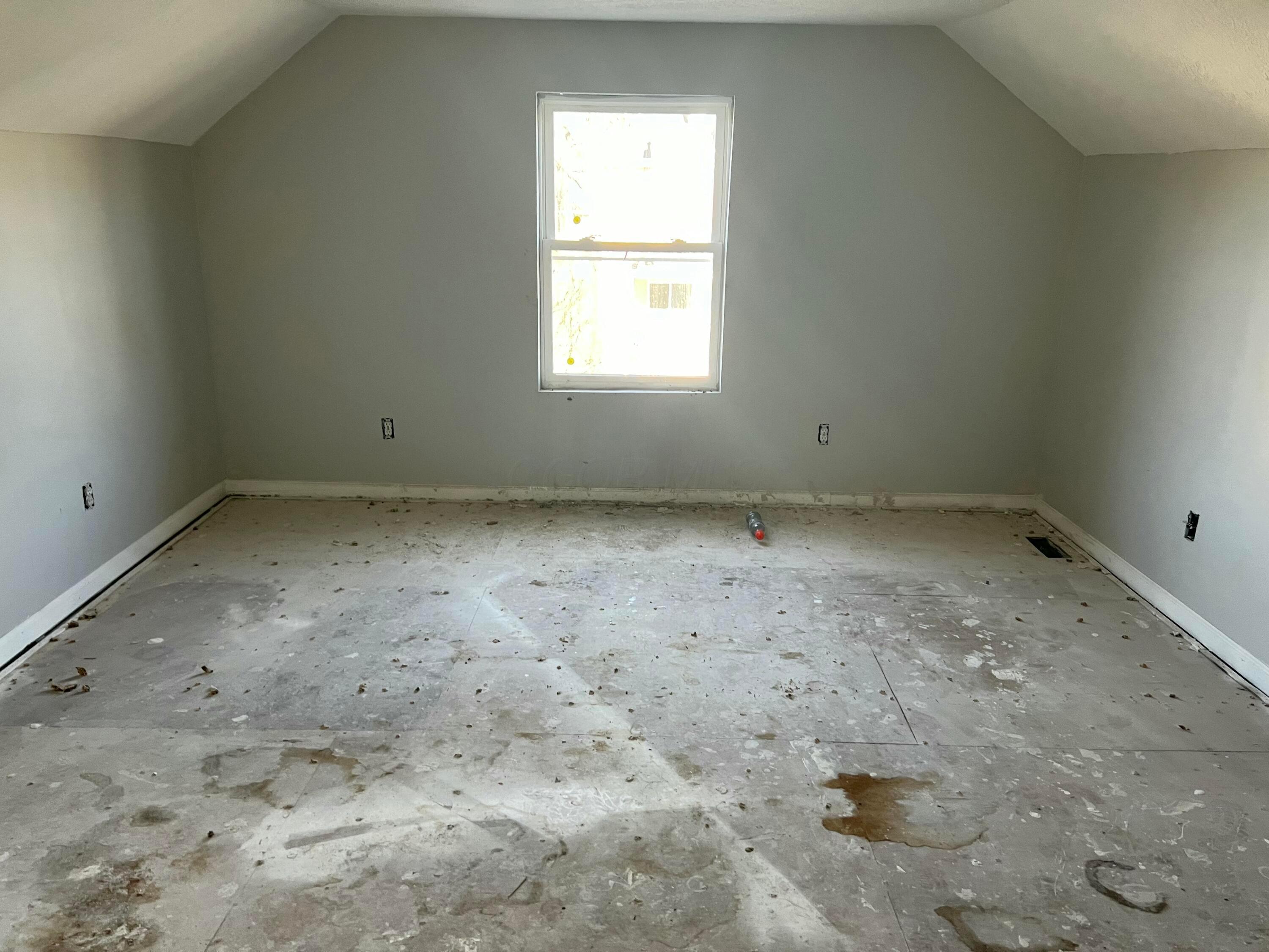 1341 E Fulton Street Property Photo 18