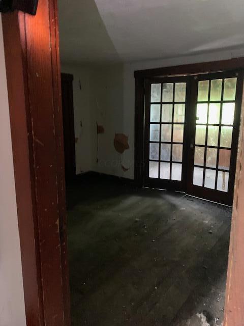 360 S Greenmount Avenue Property Photo 18