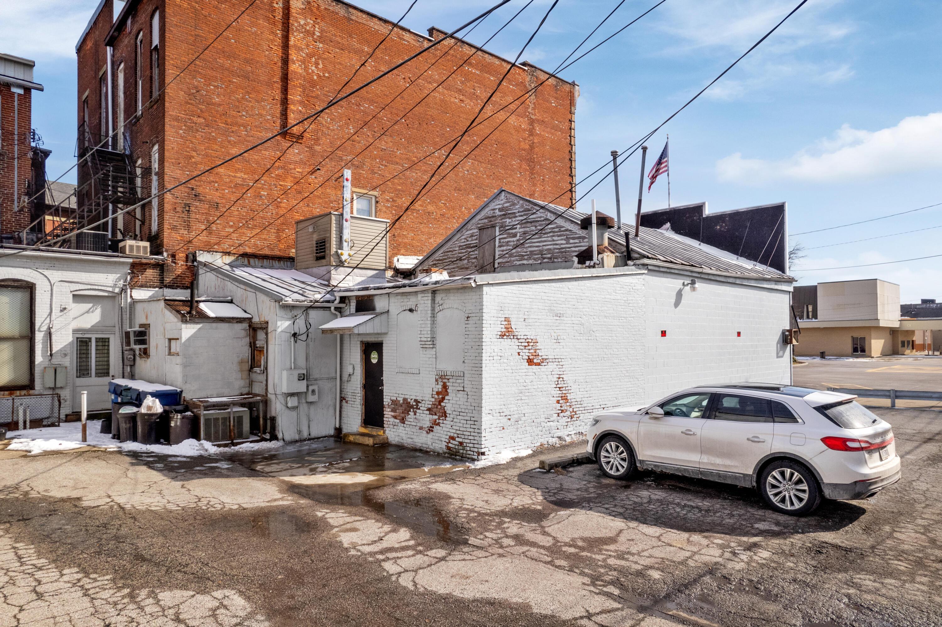 152 Washington Square Property Photo 22