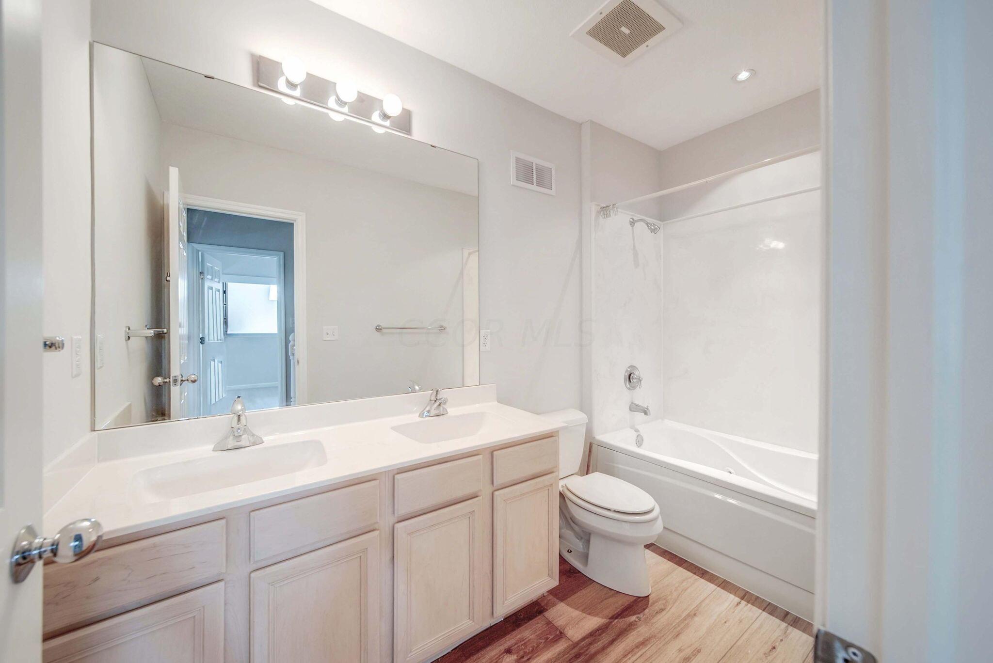 4401 Hunts Landing Road, 404 Property Photo 43