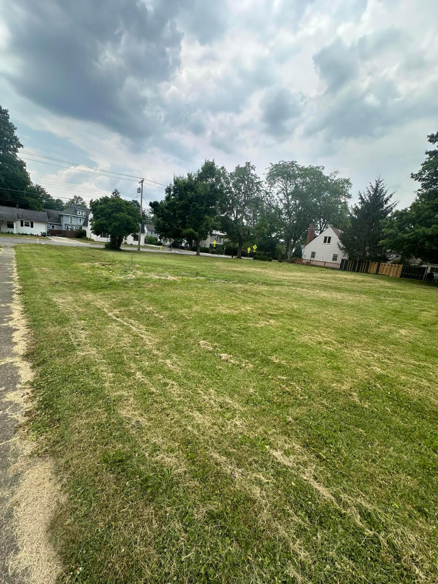 1504 Graham Road Property Photo 3
