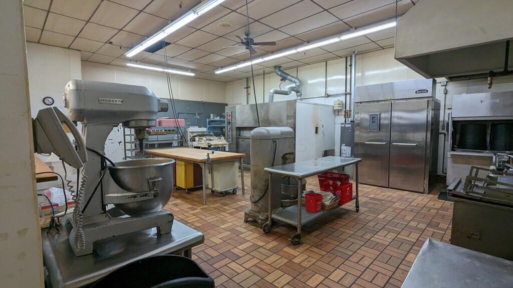 140 Mansfield Avenue Property Photo 17