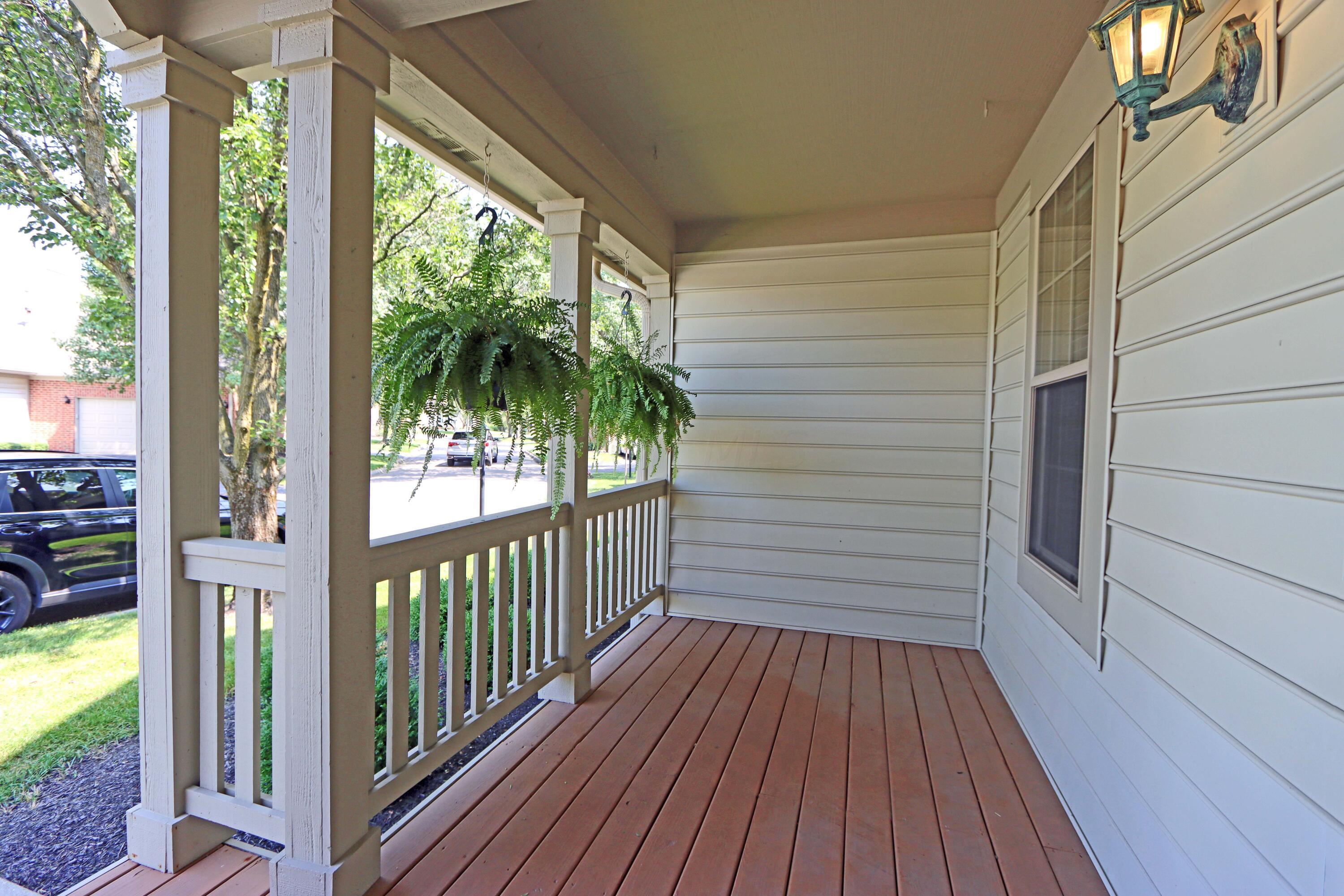 5899 Dunabbey Loop Property Photo 3