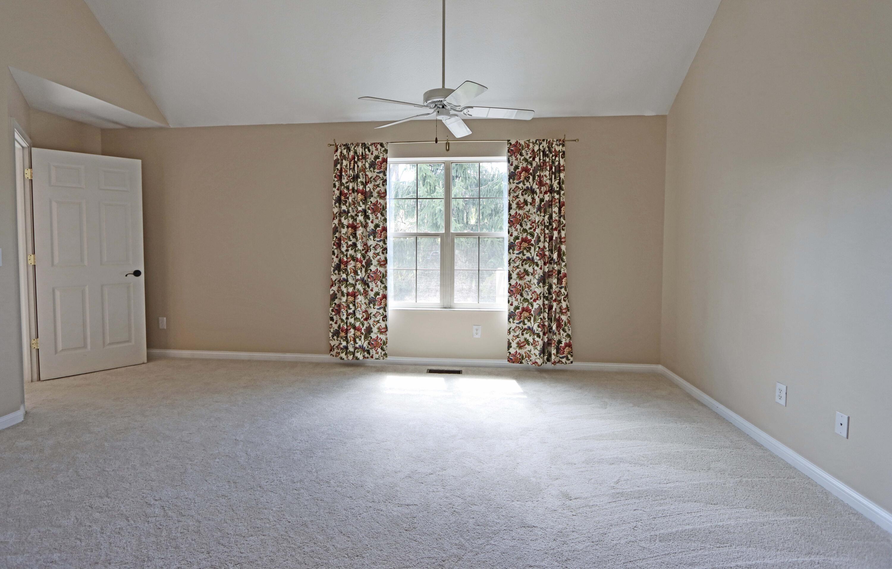5899 Dunabbey Loop Property Photo 23