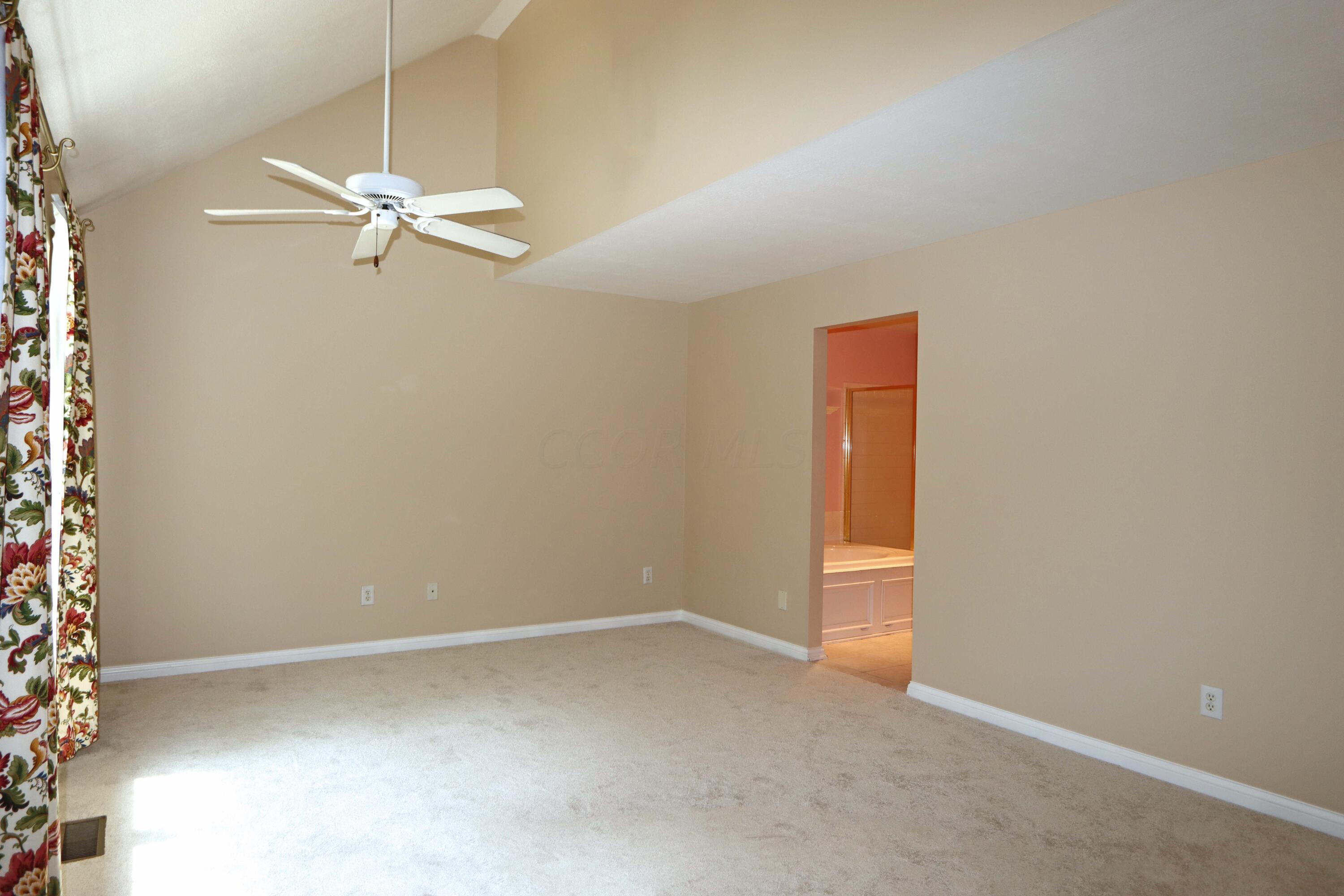 5899 Dunabbey Loop Property Photo 24