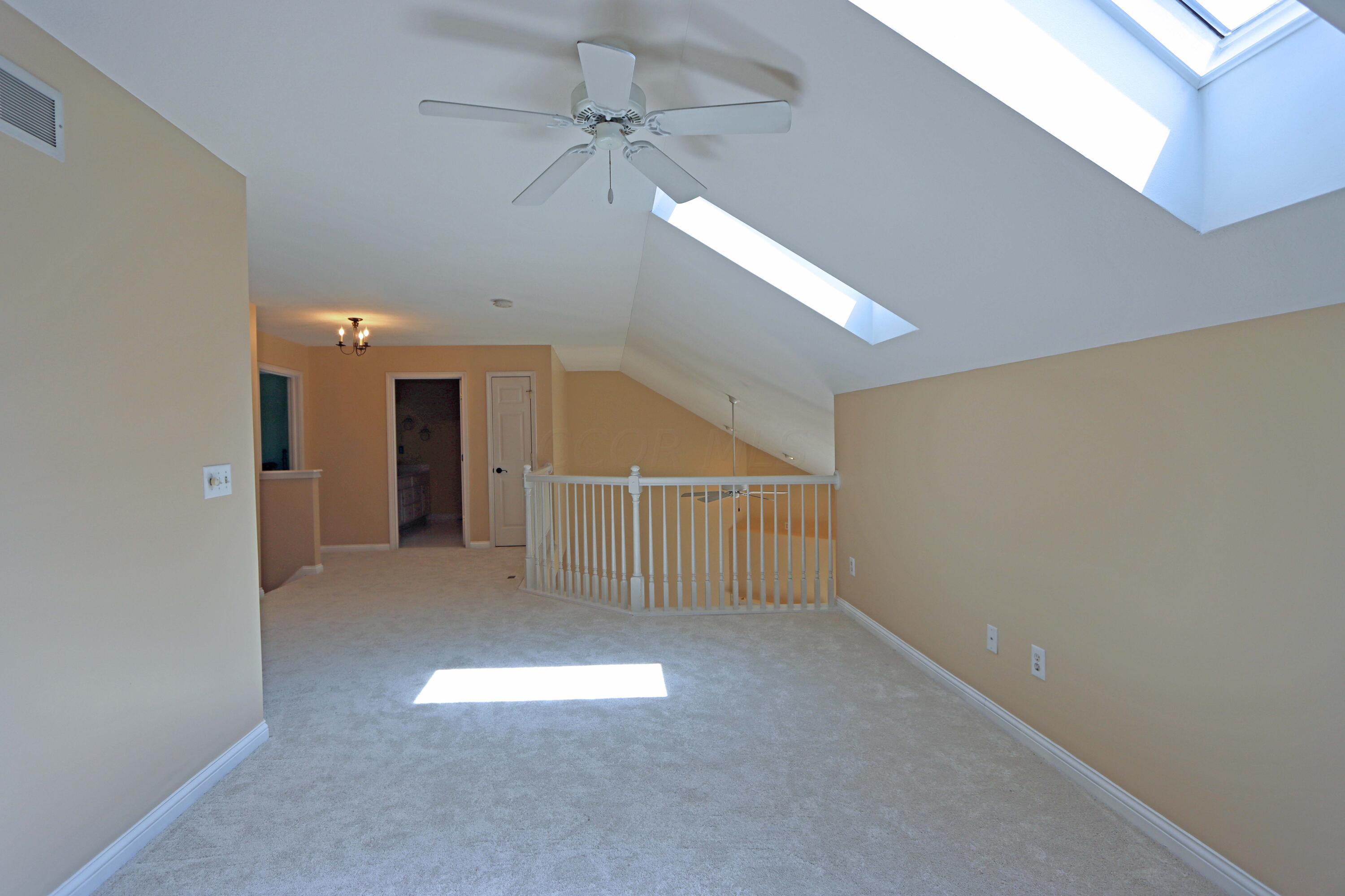 5899 Dunabbey Loop Property Photo 32