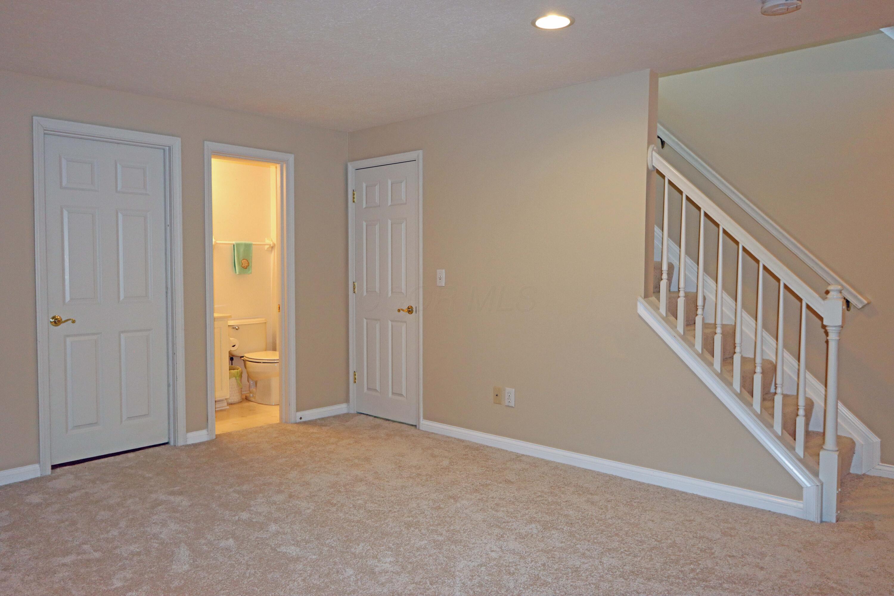 5899 Dunabbey Loop Property Photo 43