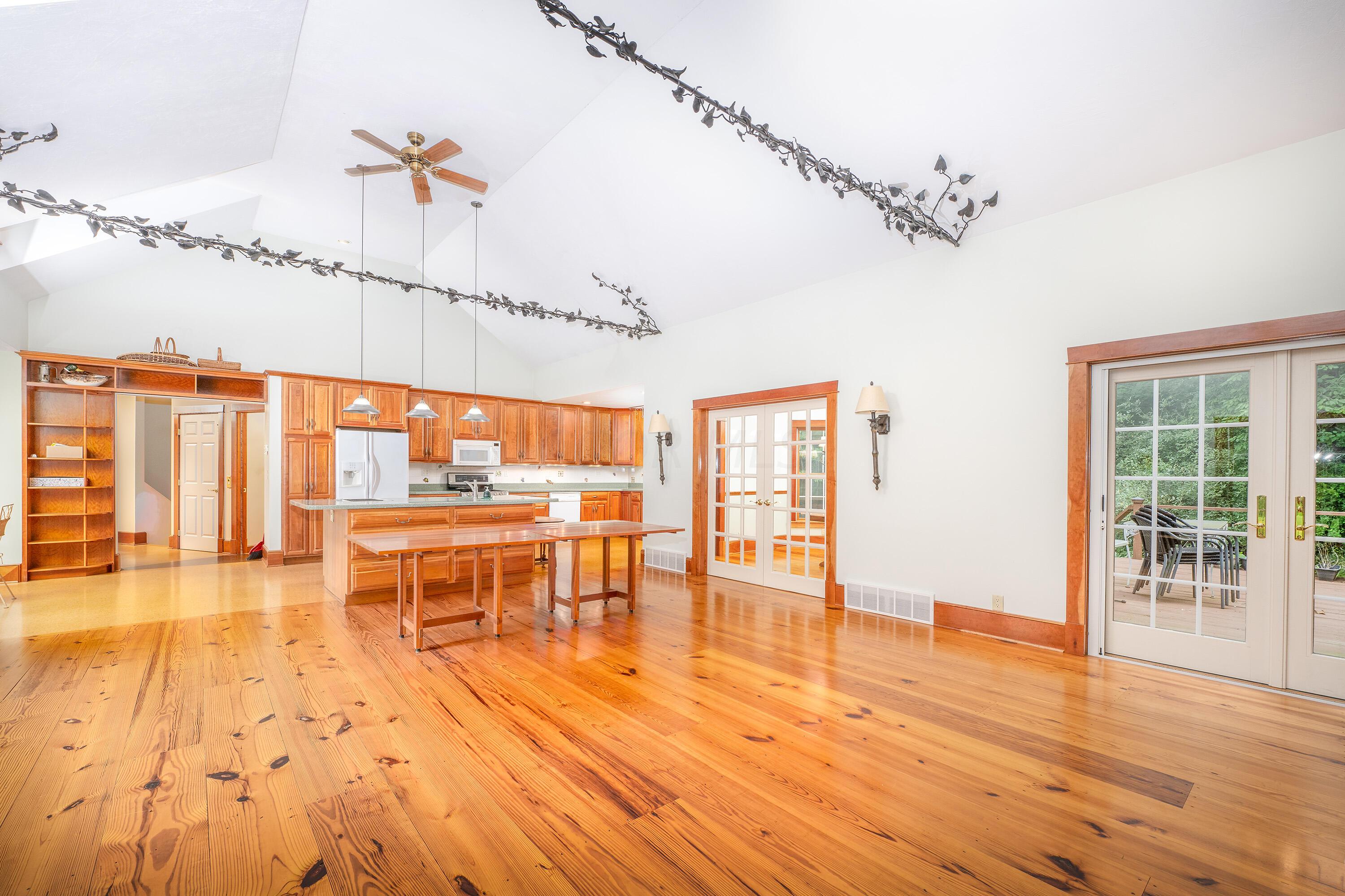 10286 Quarry Chapel Road Property Photo 7