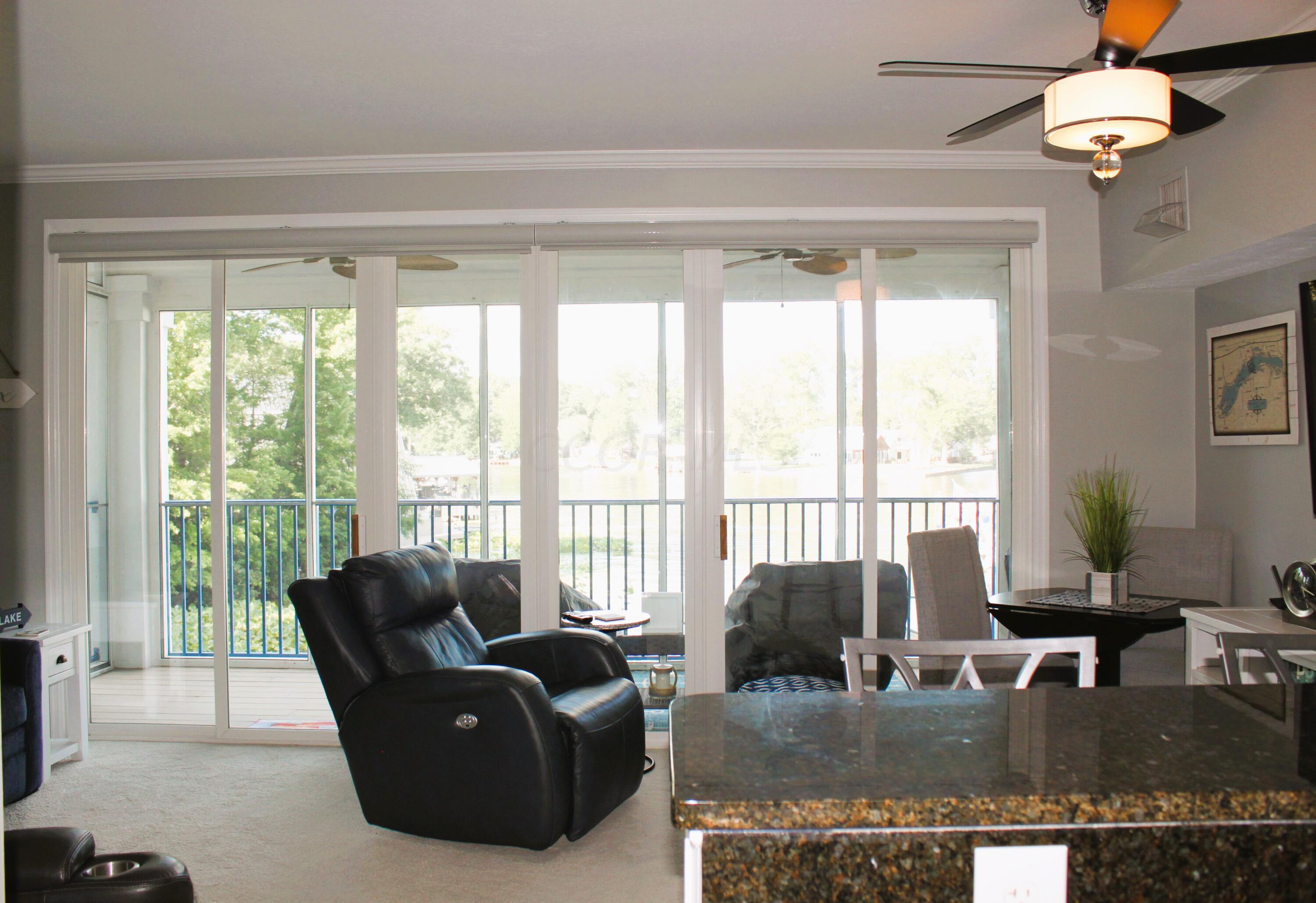 4401 Hunts Landing Road, 203 Property Photo 6