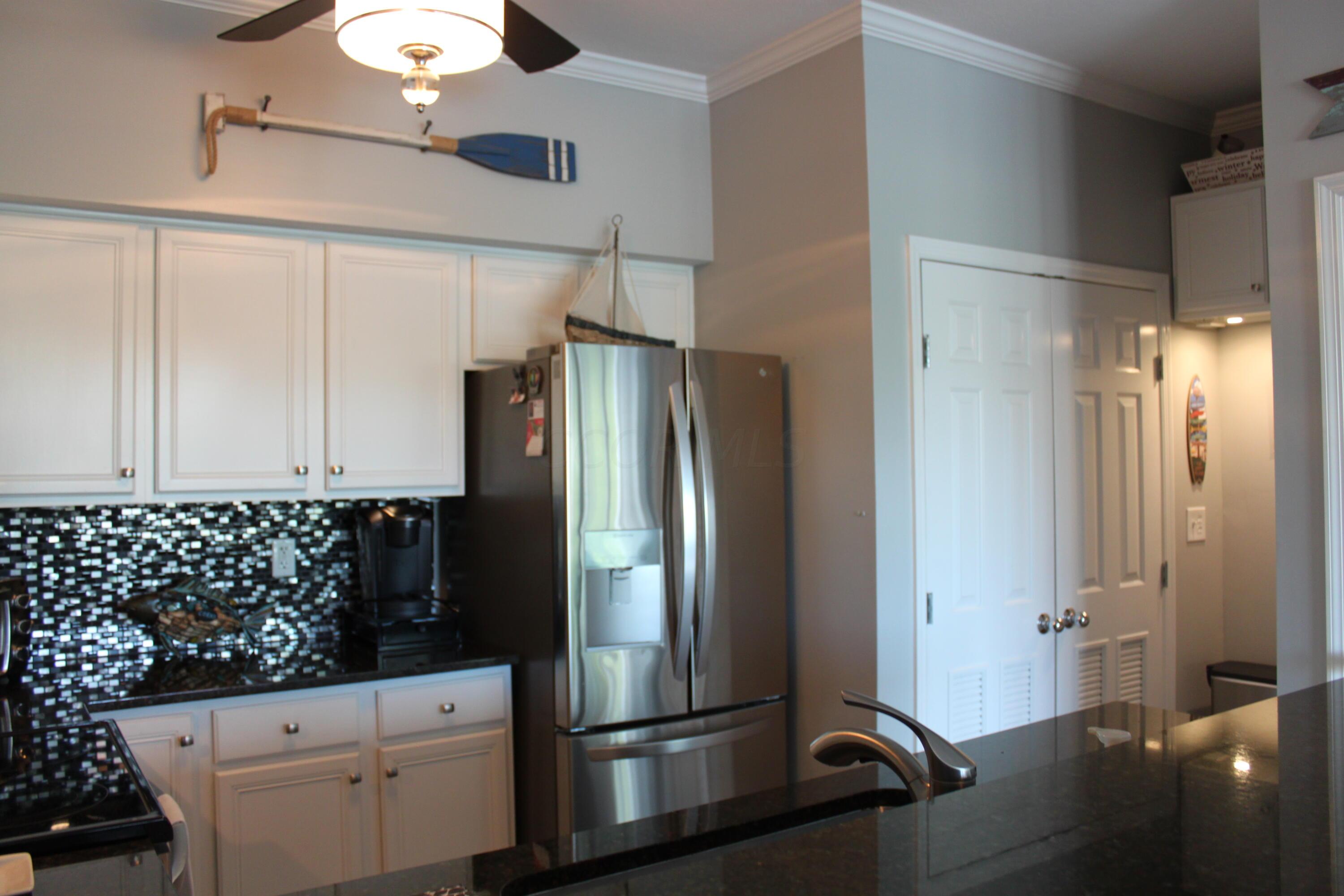 4401 Hunts Landing Road, 203 Property Photo 12