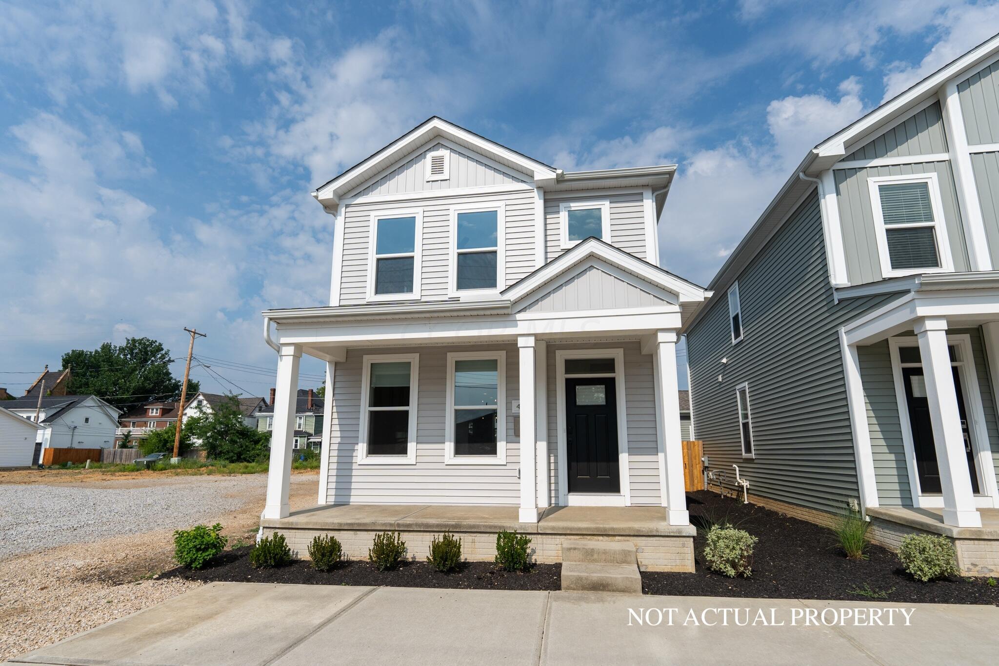 49 S Hartford Avenue Property Photo 4