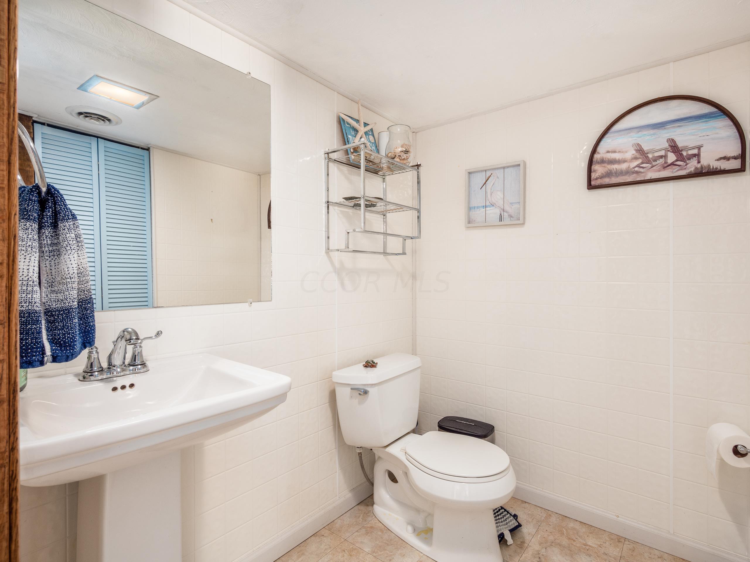 4 Cadillac Drive Property Photo 6