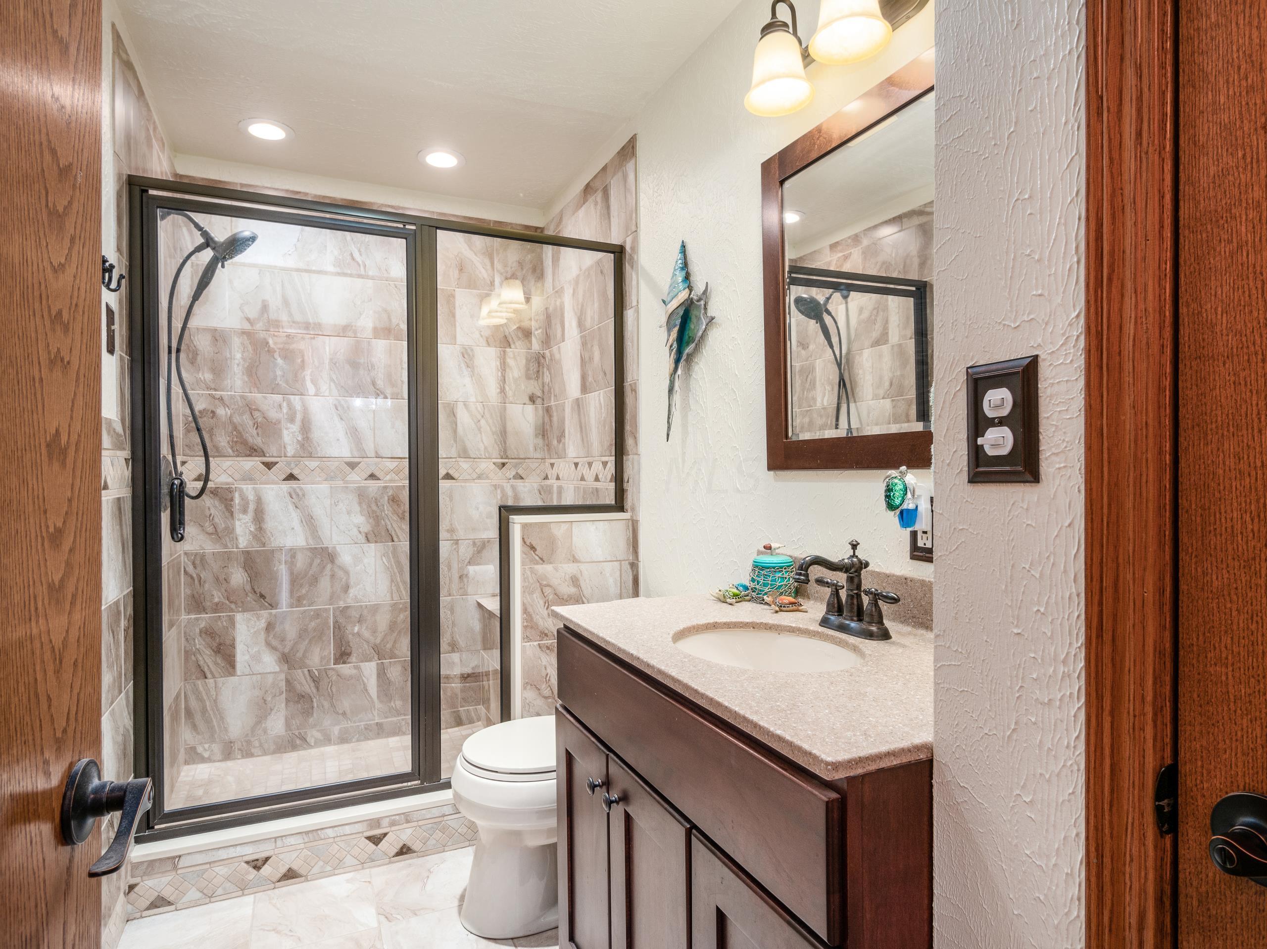 4 Cadillac Drive Property Photo 15