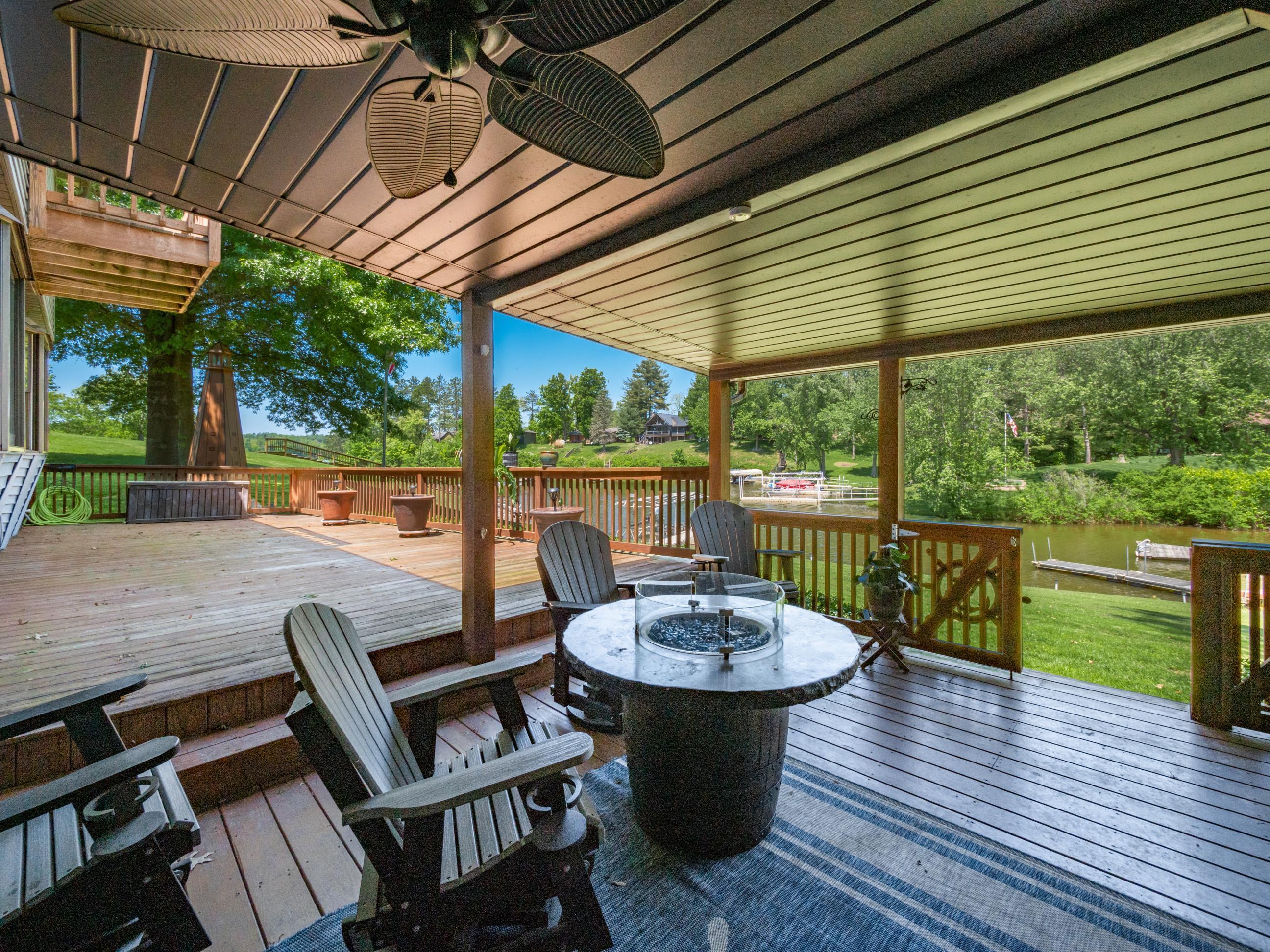 4 Cadillac Drive Property Photo 18