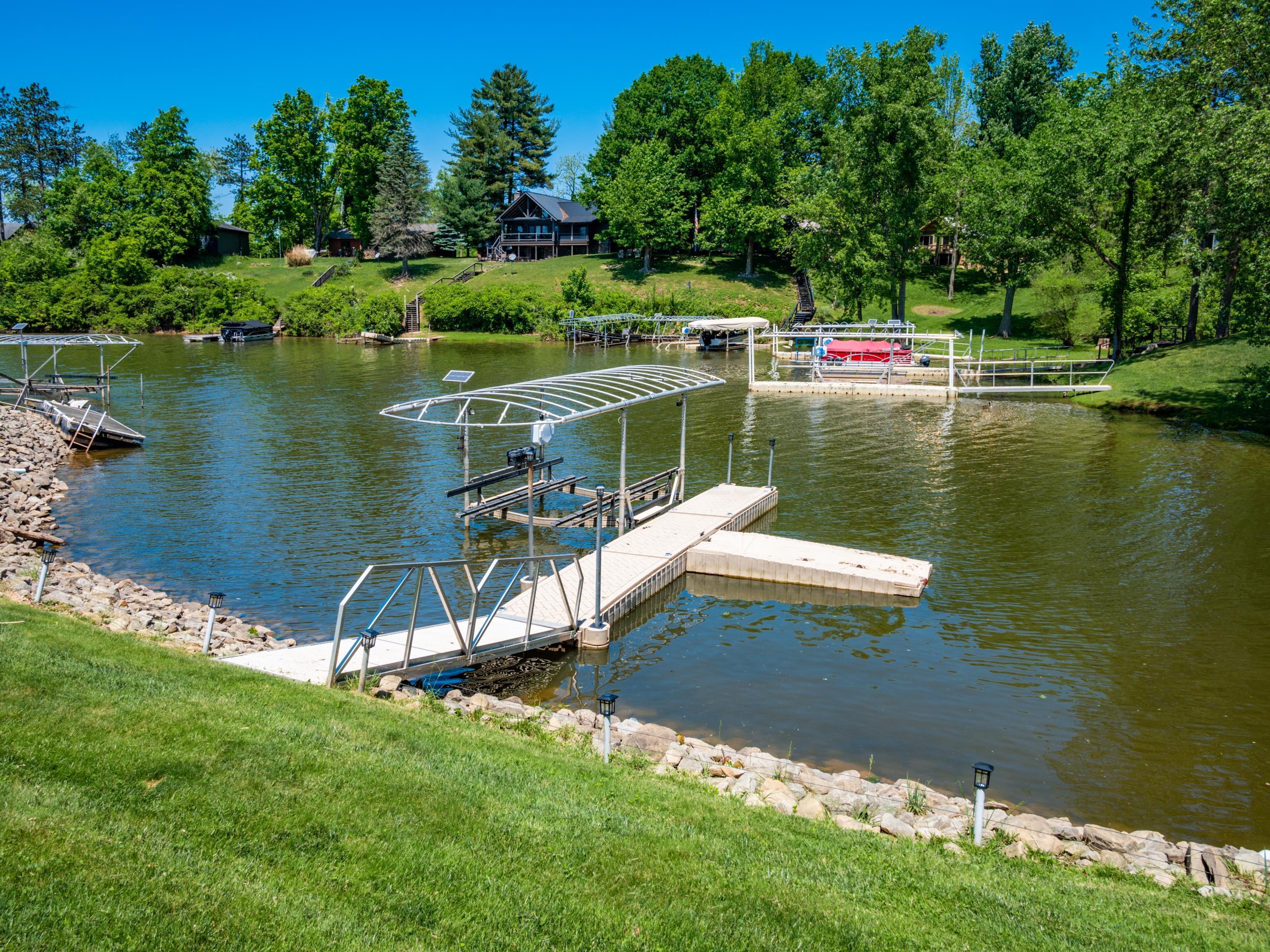 4 Cadillac Drive Property Photo 19