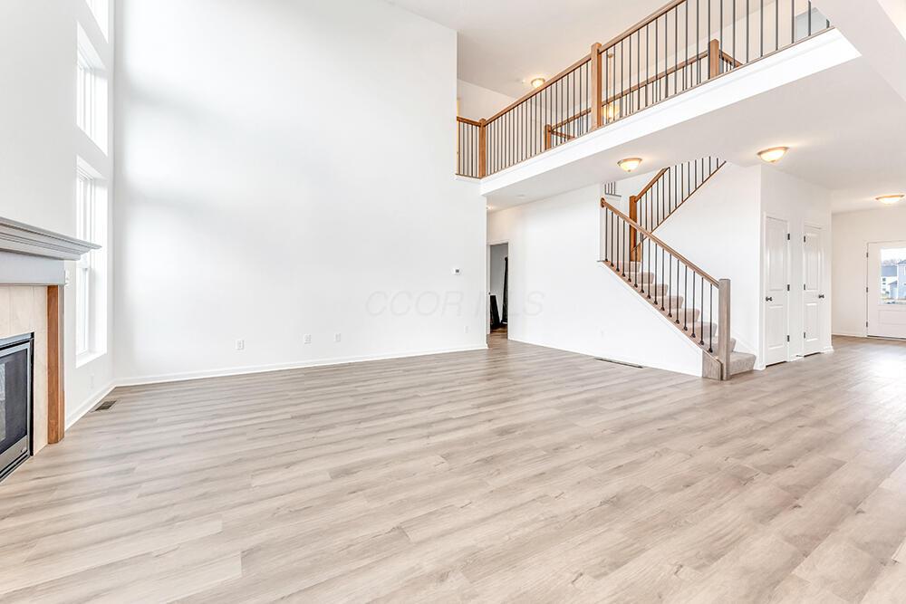 5487 Scotch Woods Drive Property Photo 10