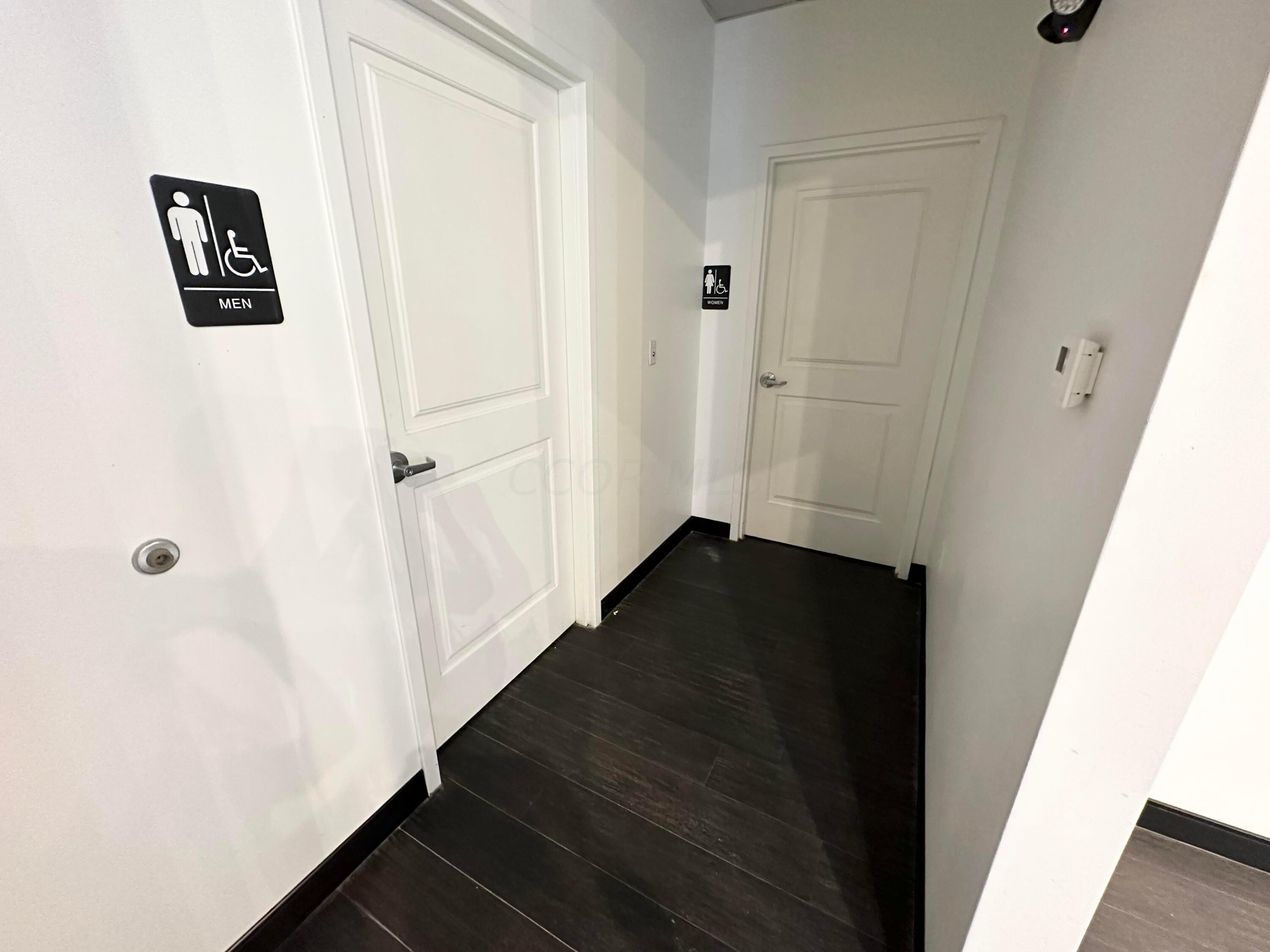 190 S High Street Property Photo 15
