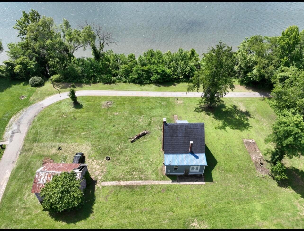 1670 Riverview Drive Property Photo 5
