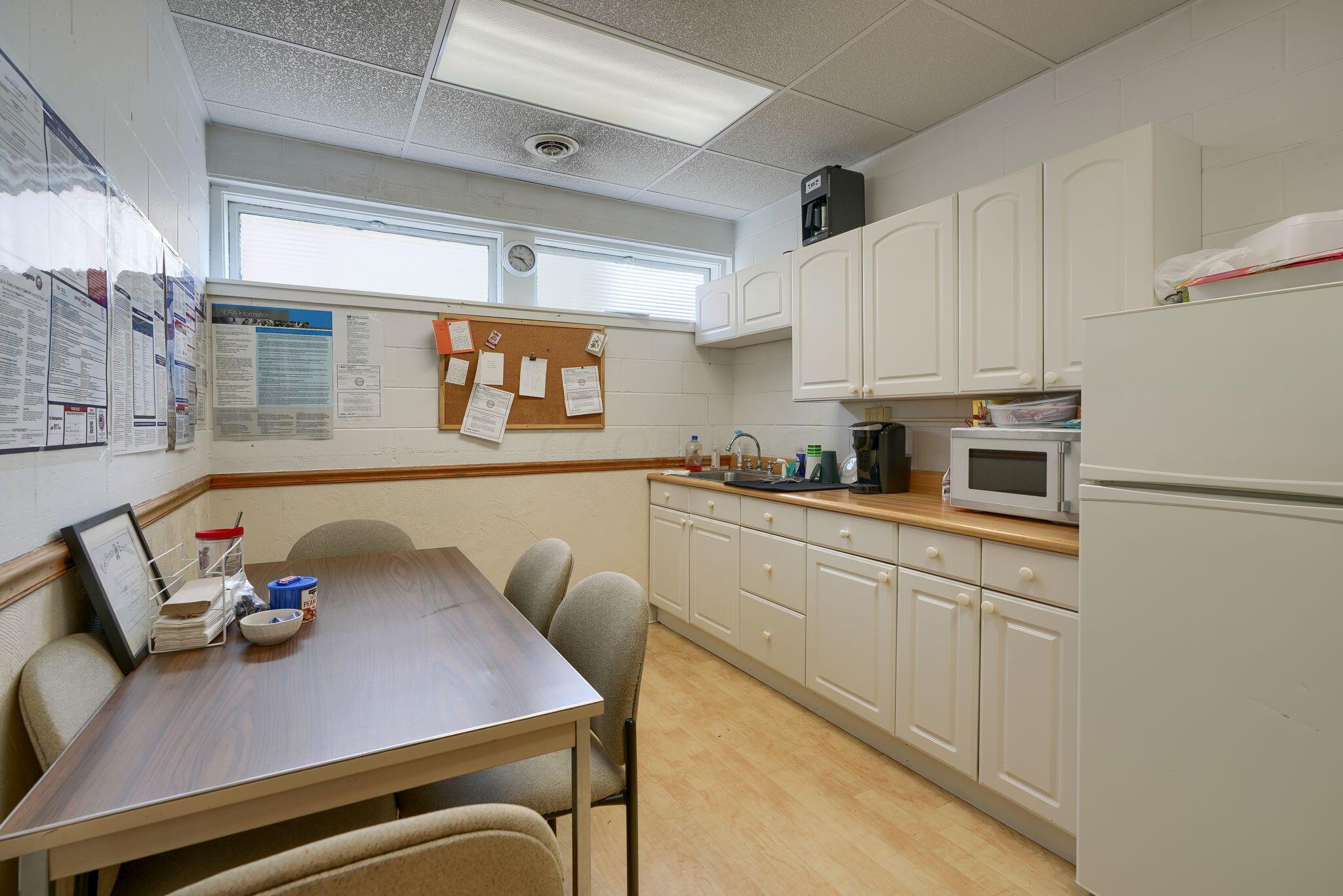 36 N Walnut Street Property Photo 10