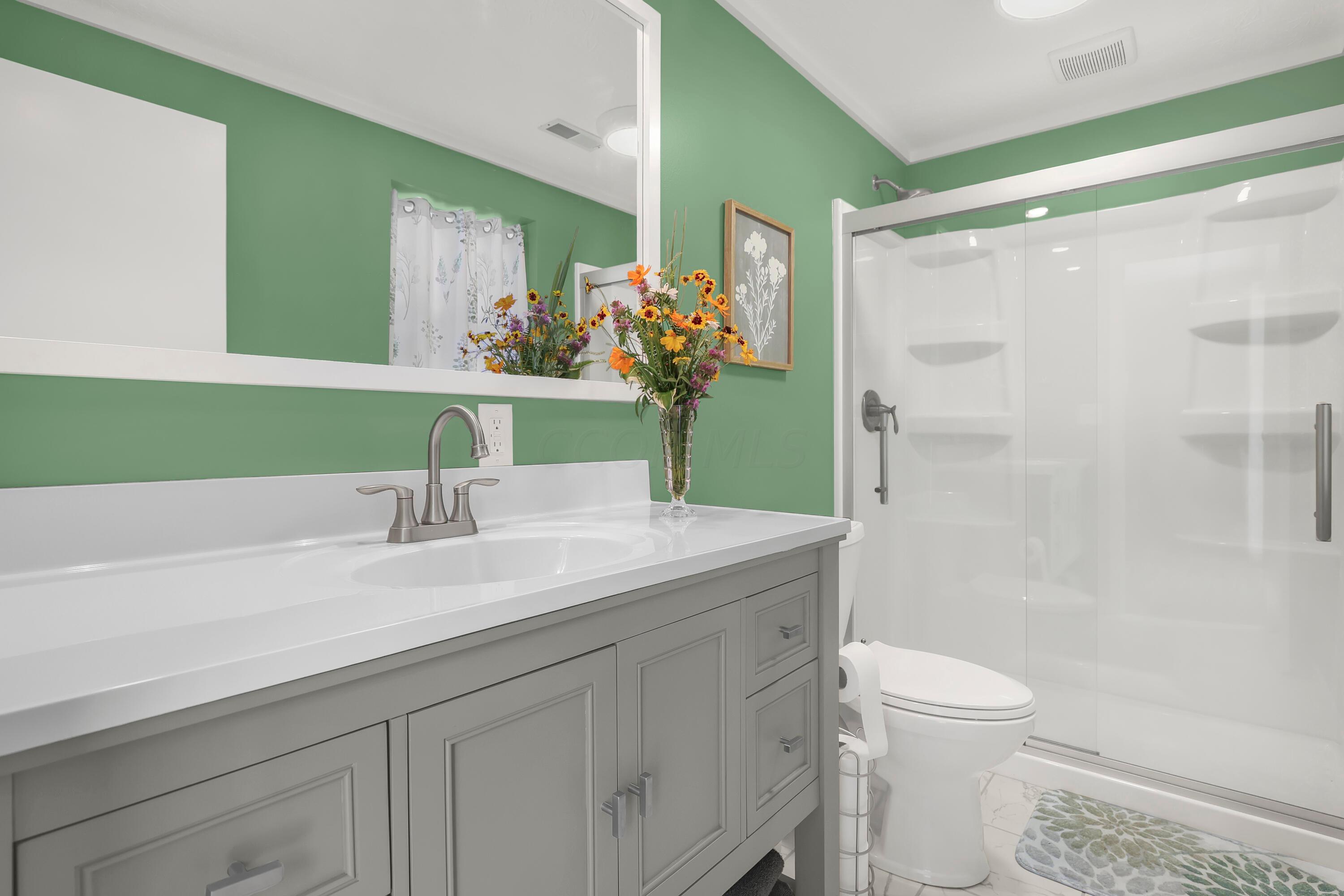 1060 S Watkins Road Property Photo 17