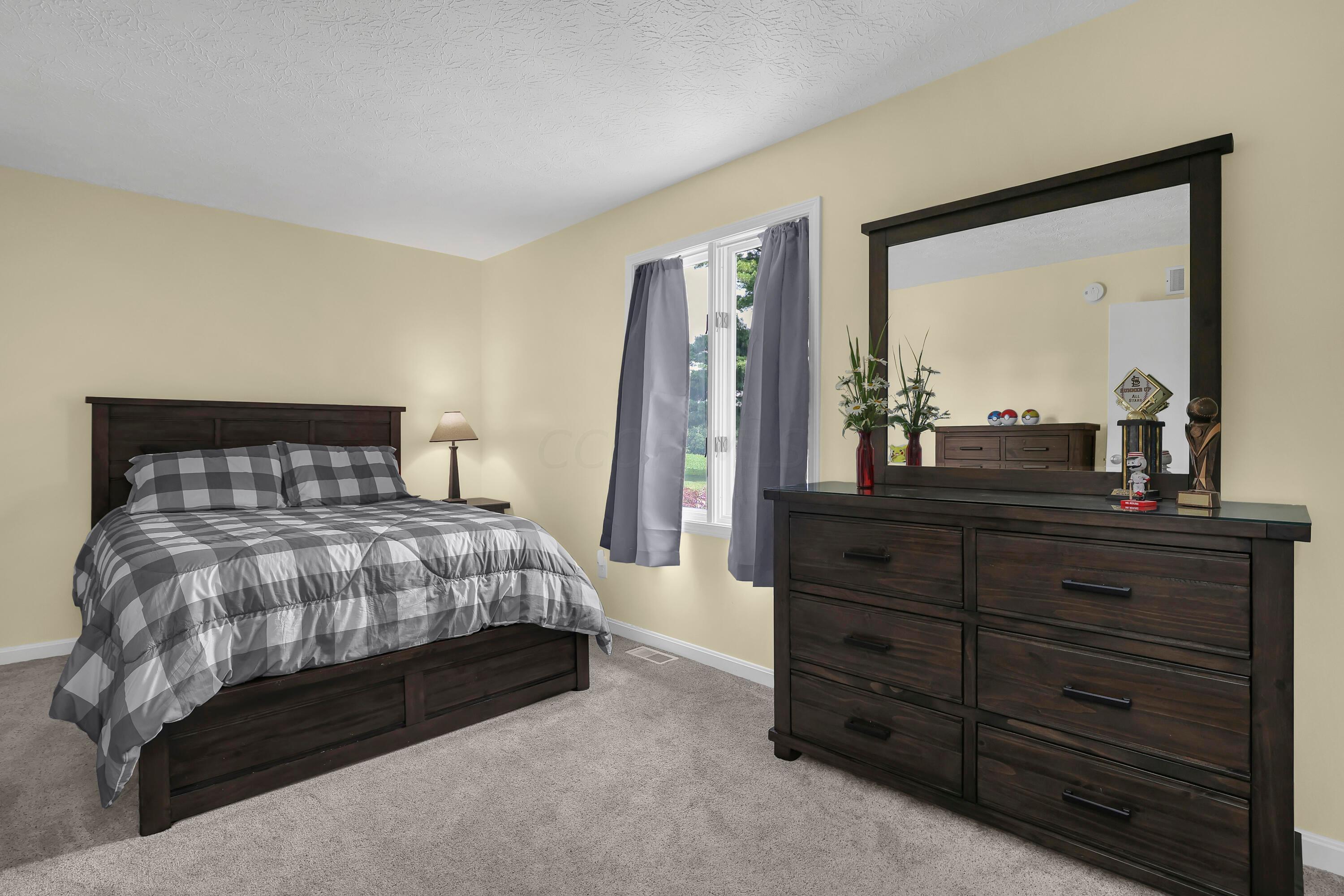 1060 S Watkins Road Property Photo 18