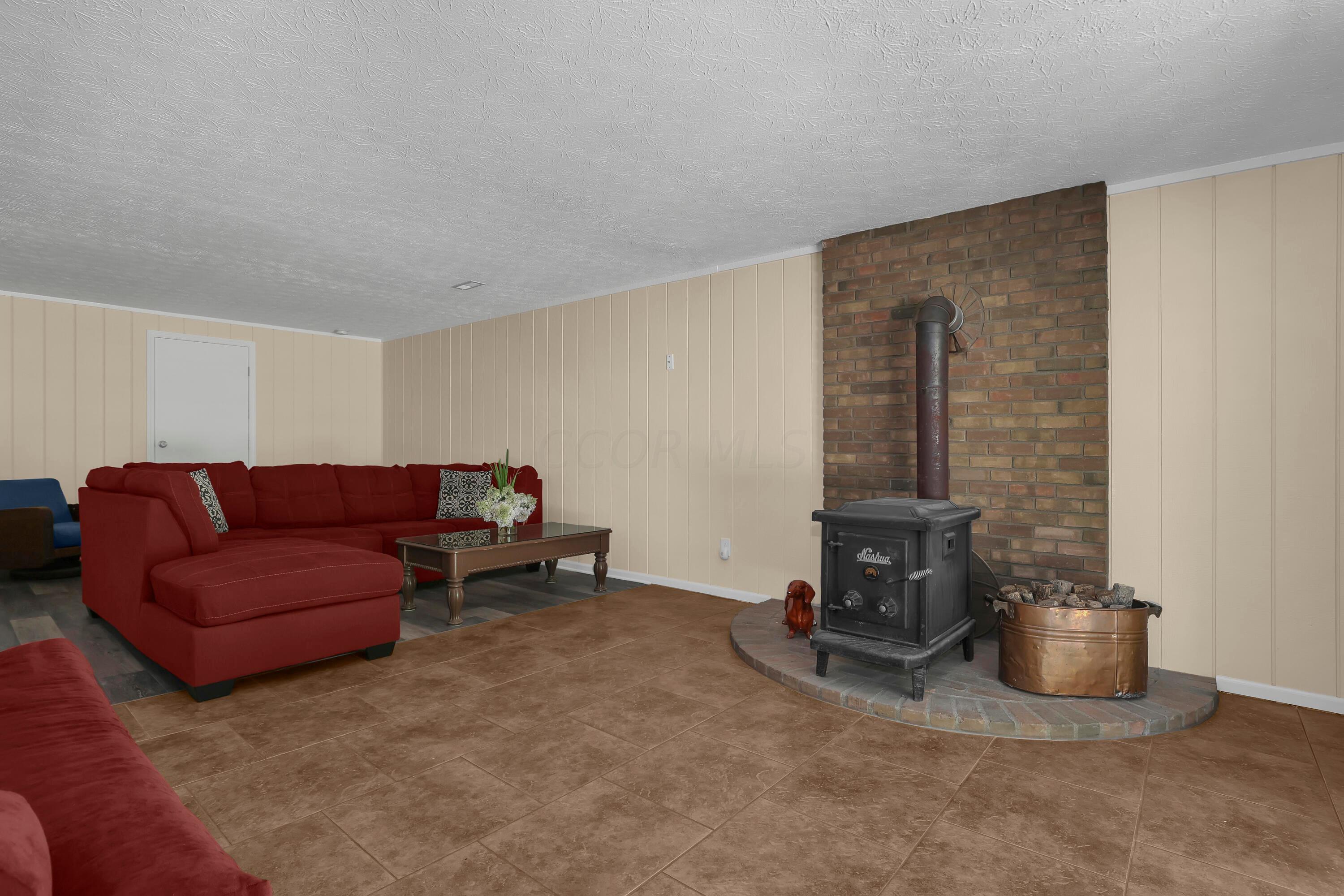 1060 S Watkins Road Property Photo 23
