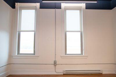 116 E Court Avenue, Room 216 Property Photo 5