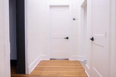116 E Court Avenue, Room 221 Property Photo 10