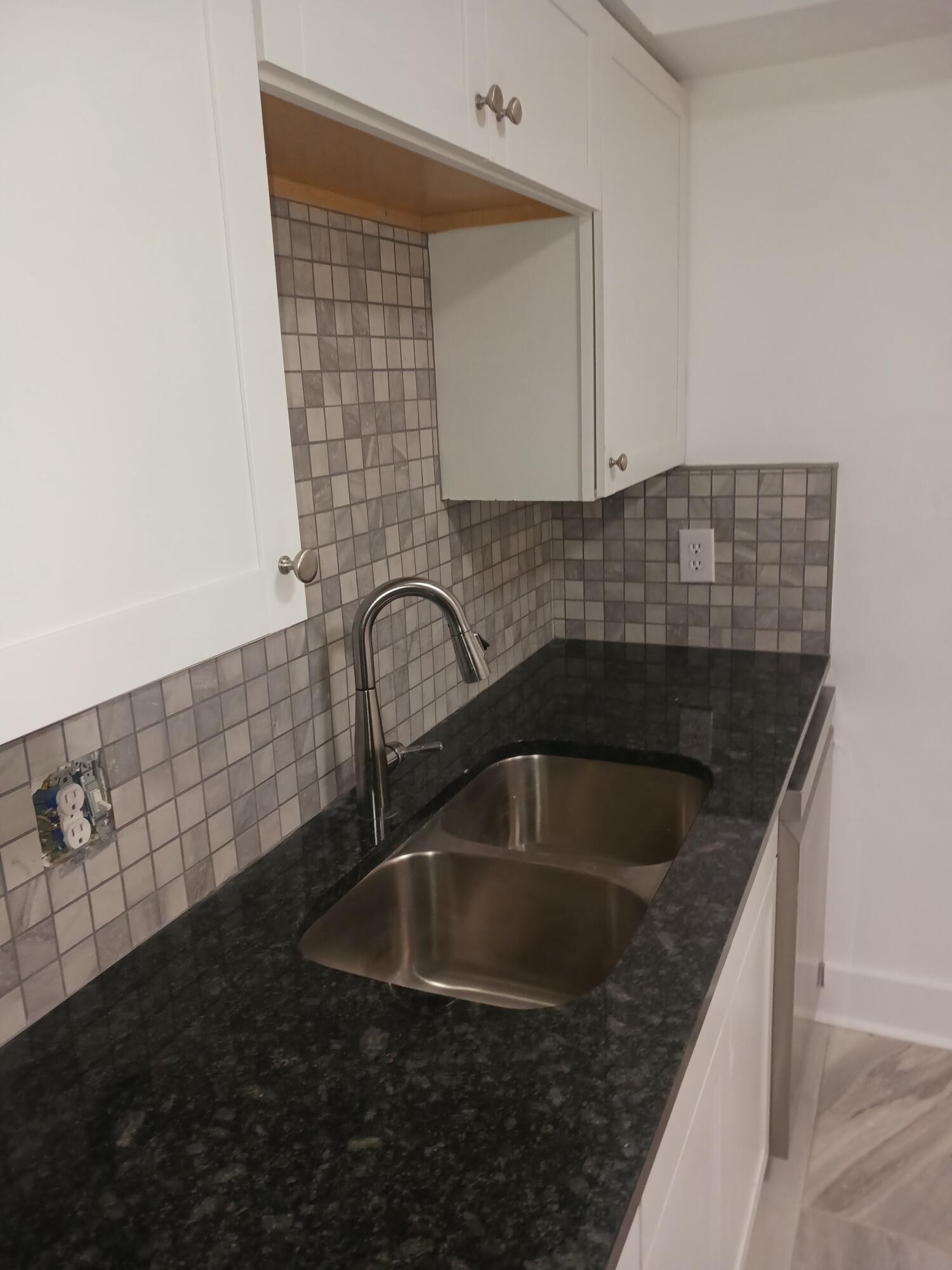 1564 Basil Drive Property Photo 7