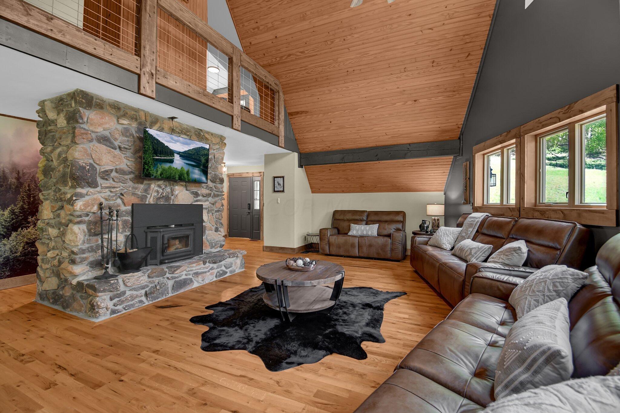 35041 Hunter Road Property Photo 10