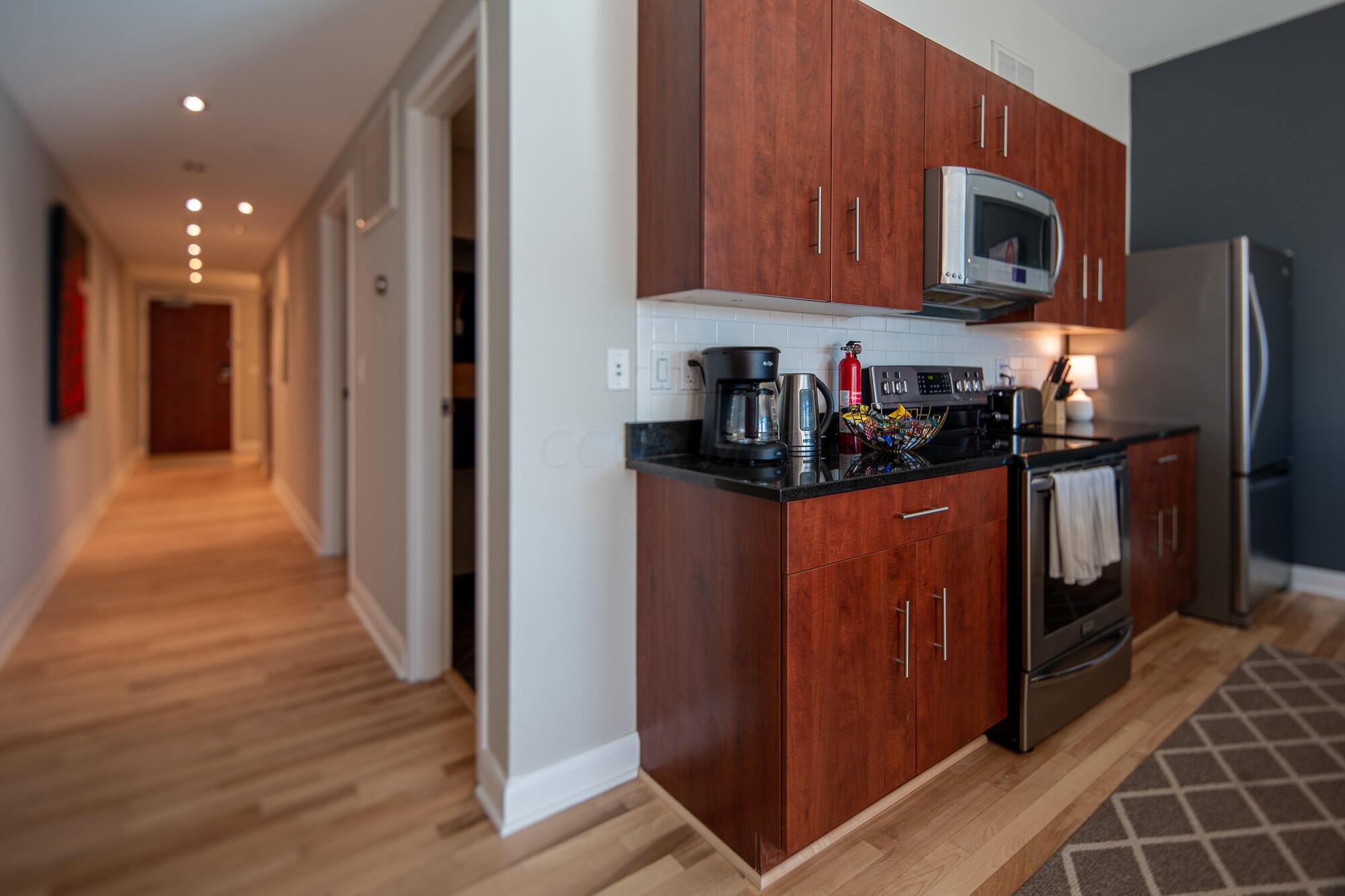 100 E Gay Street, 803 Property Photo 23