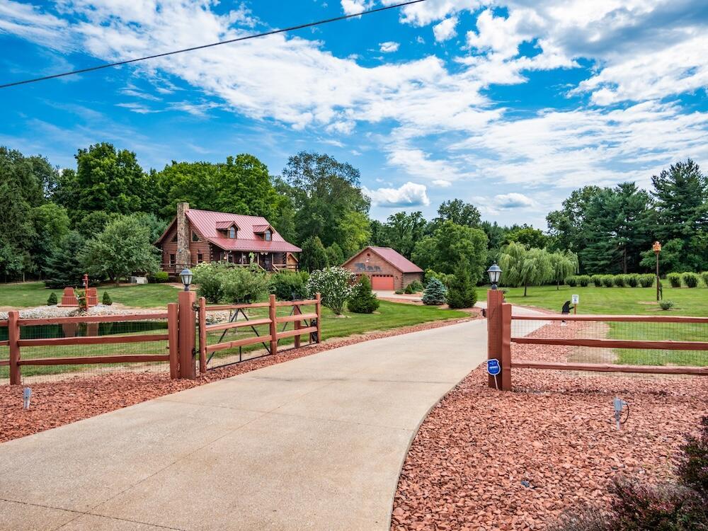 465 Ginder Road Nw Property Photo 1