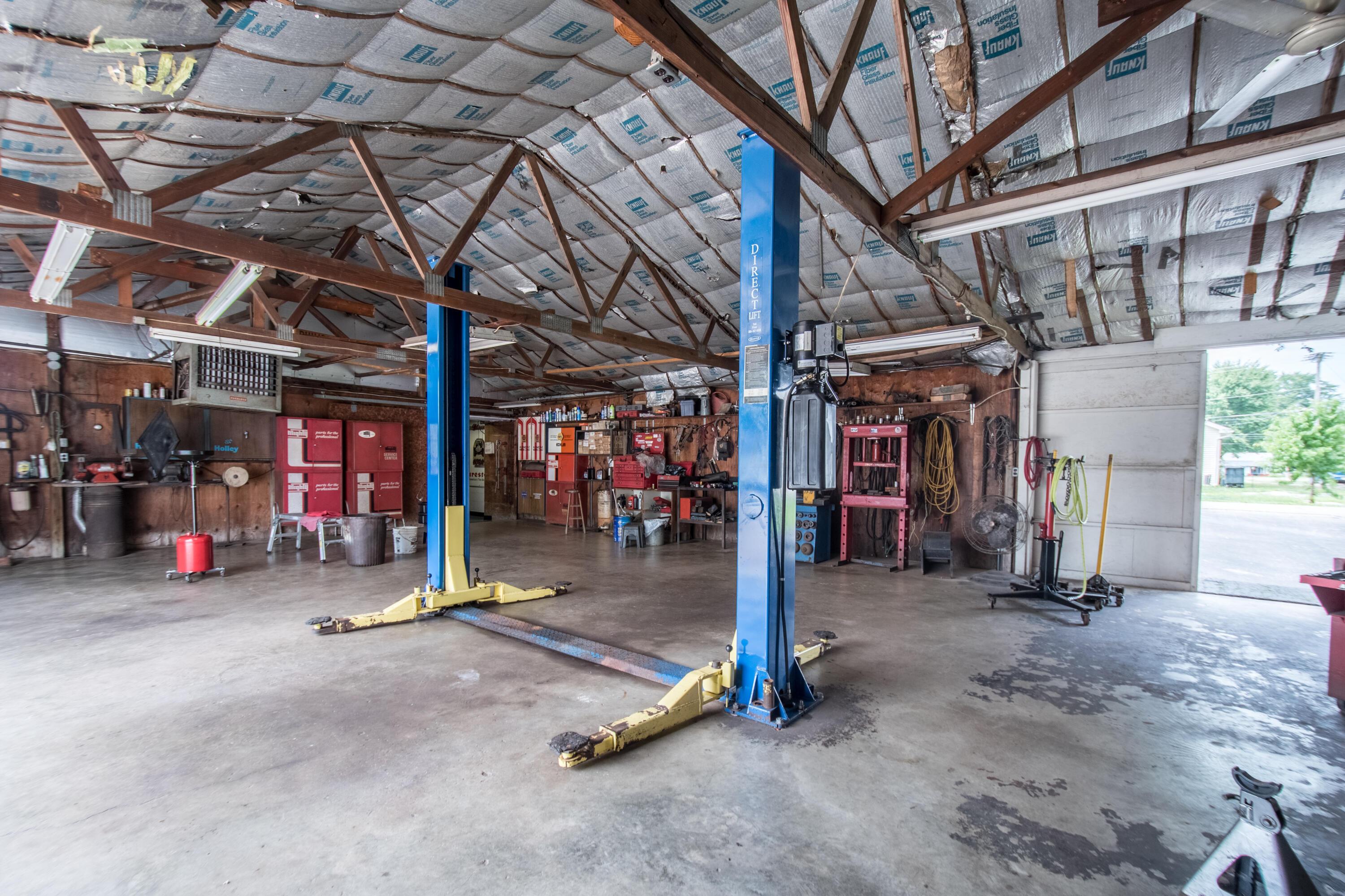 132 Center Street Property Photo 7
