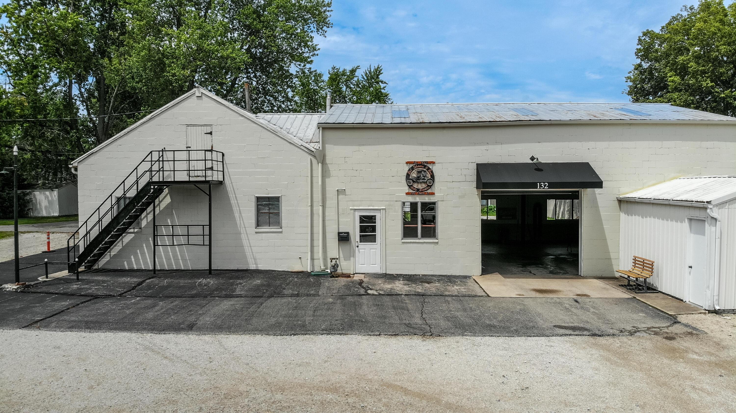 132 Center Street Property Photo 22