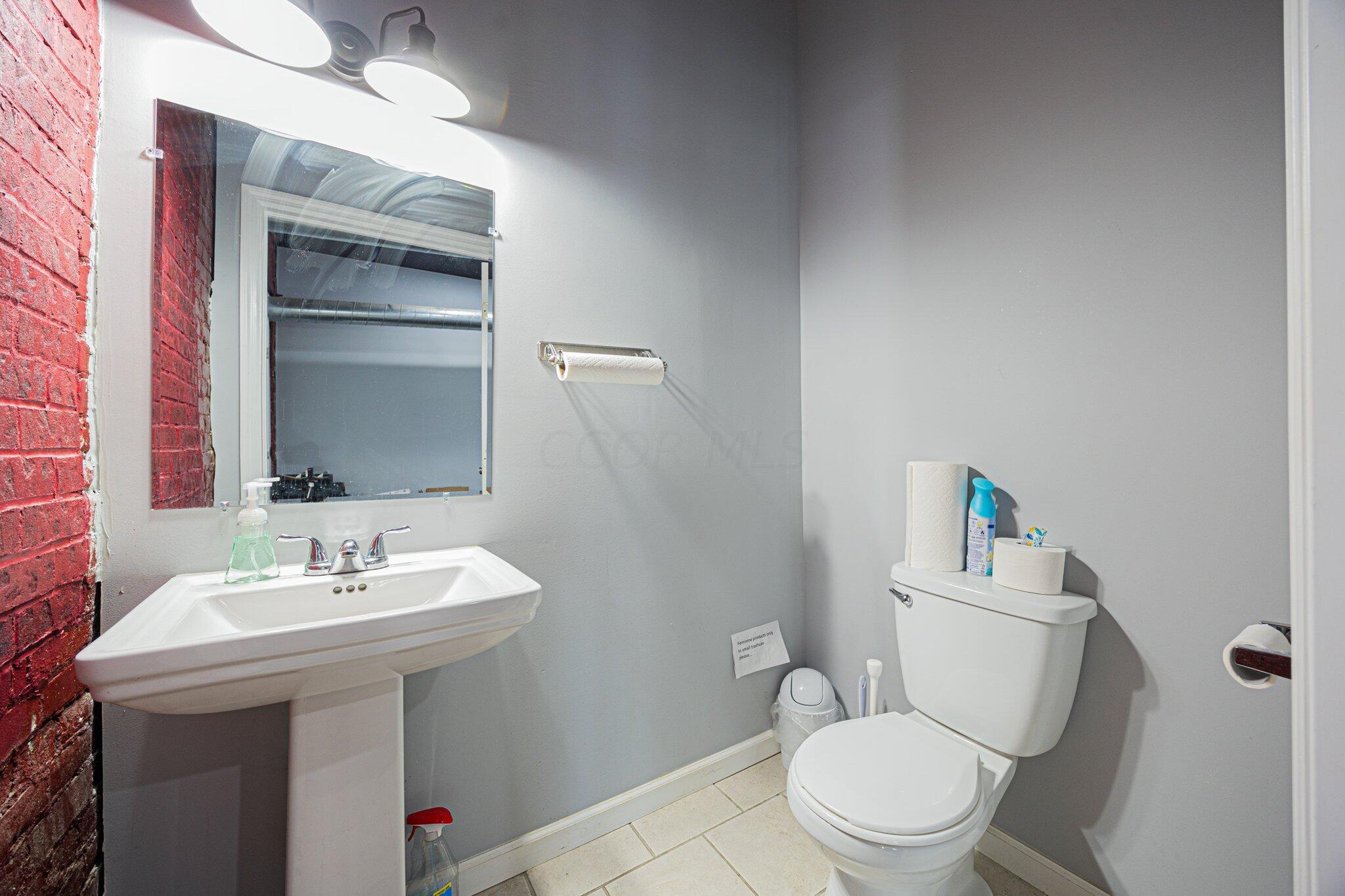 401 S Chestnut Street Property Photo 10
