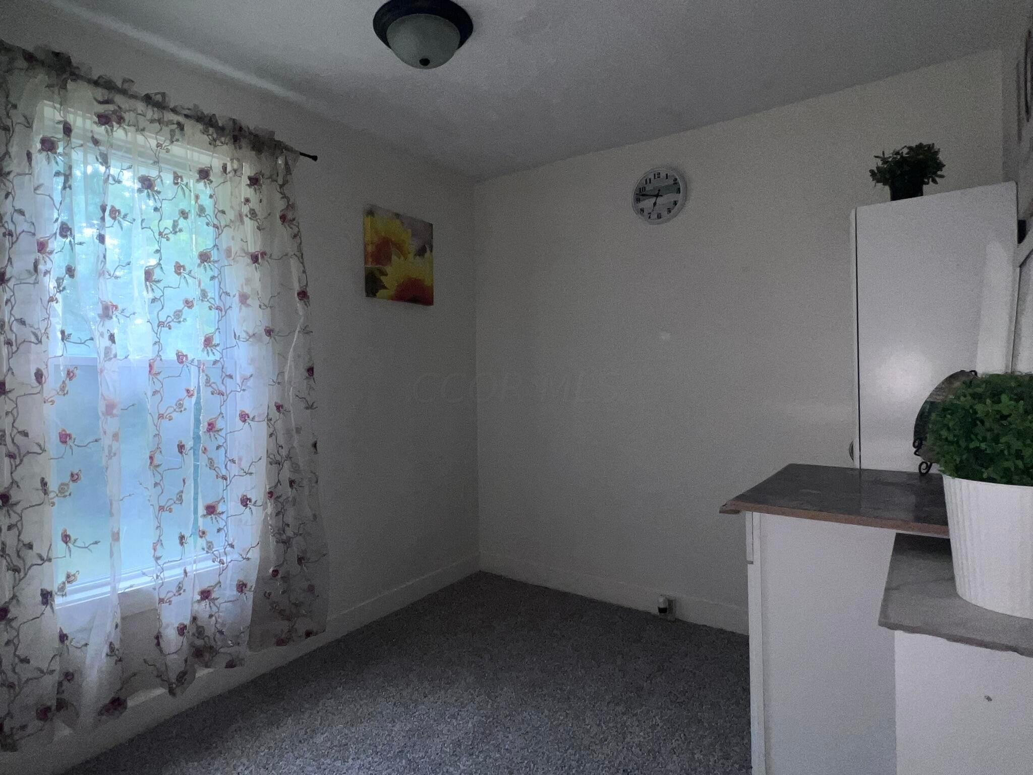 925 W Liberty Street Property Photo 16