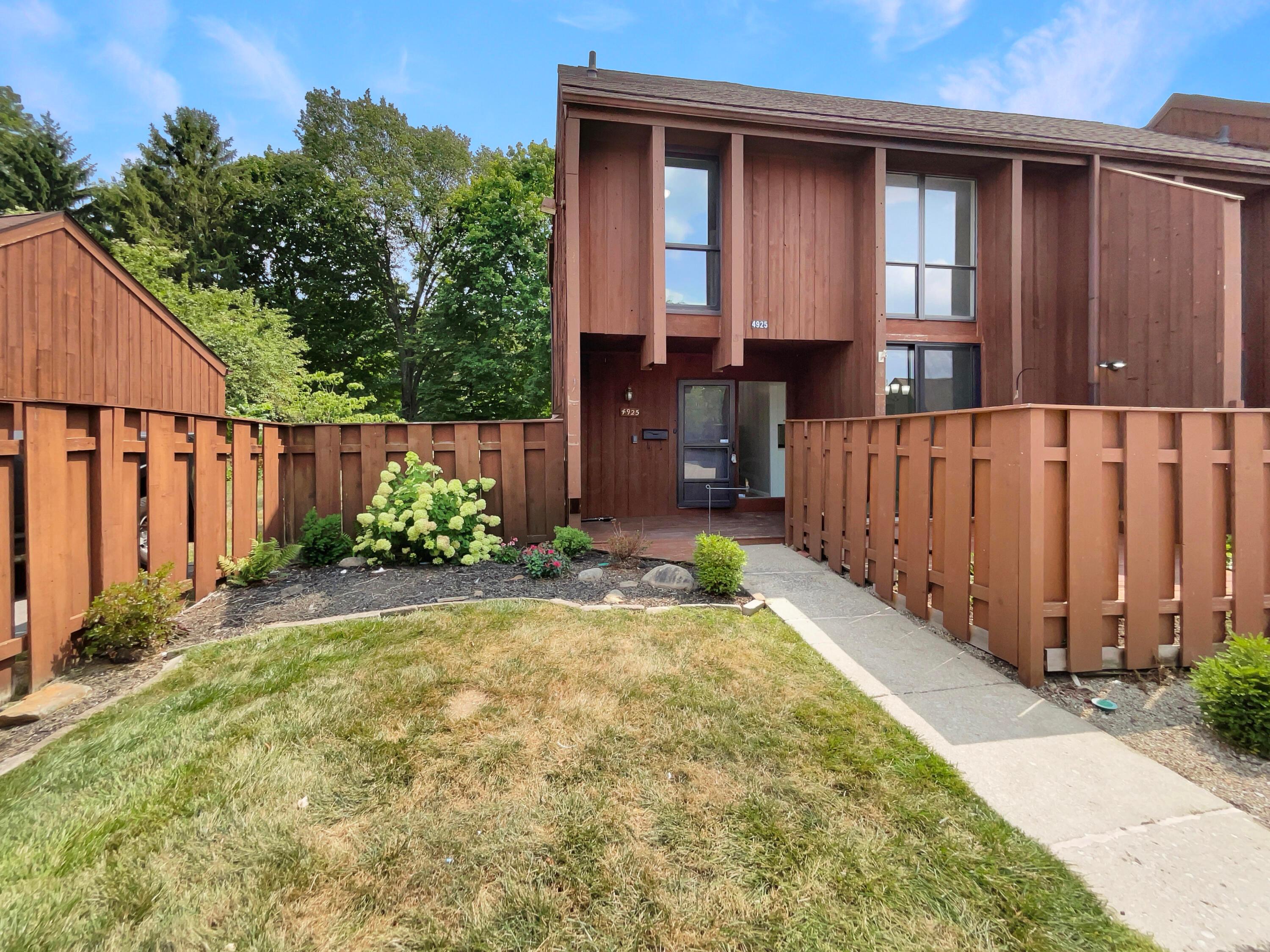 4925 Whistlewood Lane, 1 Property Photo 1