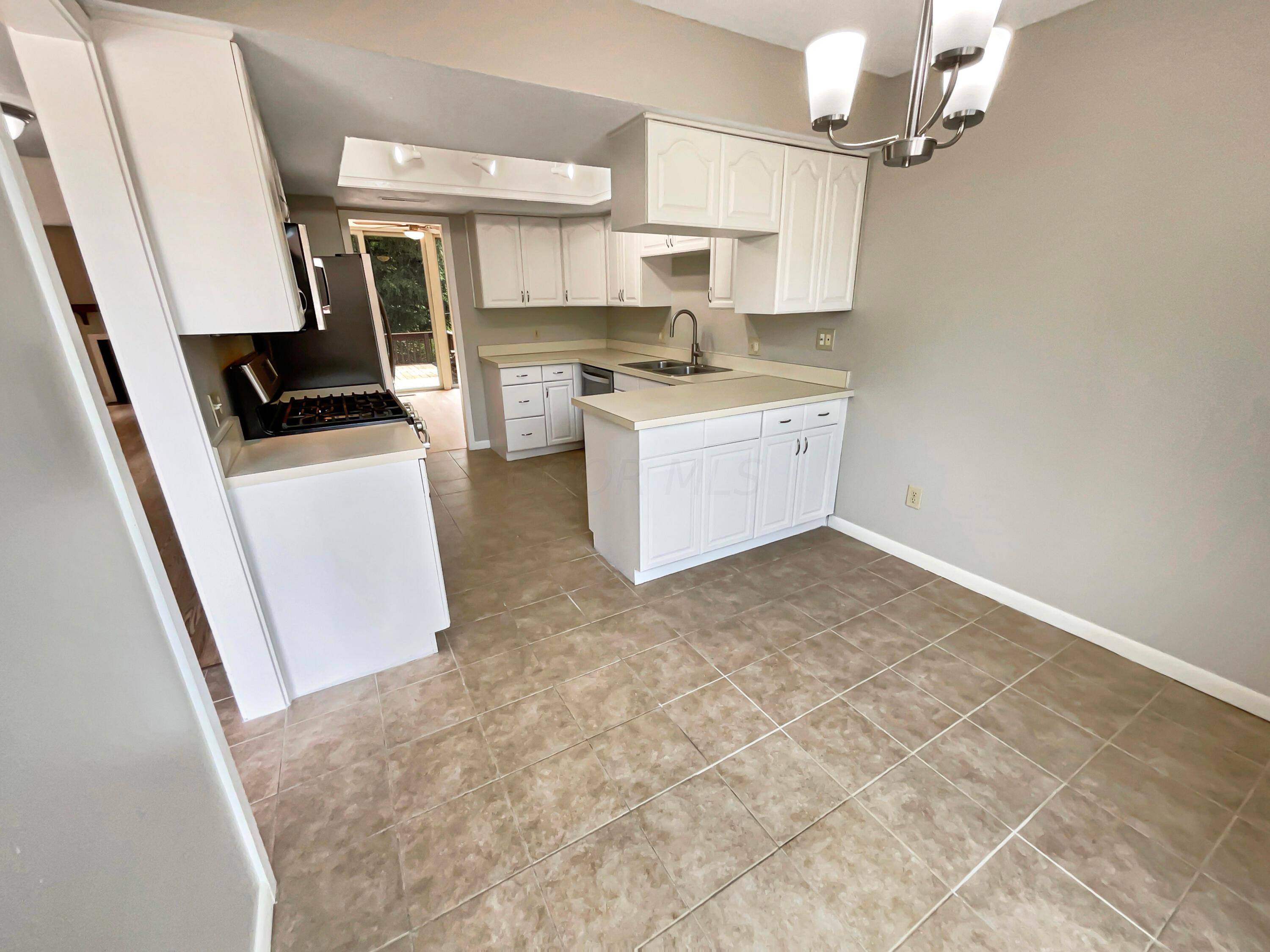 4925 Whistlewood Lane, 1 Property Photo 7